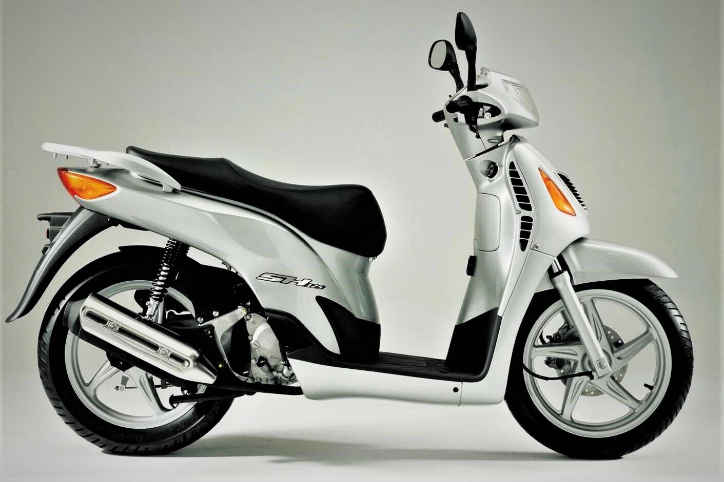 Honda SH tai VN thay doi the nao sau gan 20 nam? hinh anh