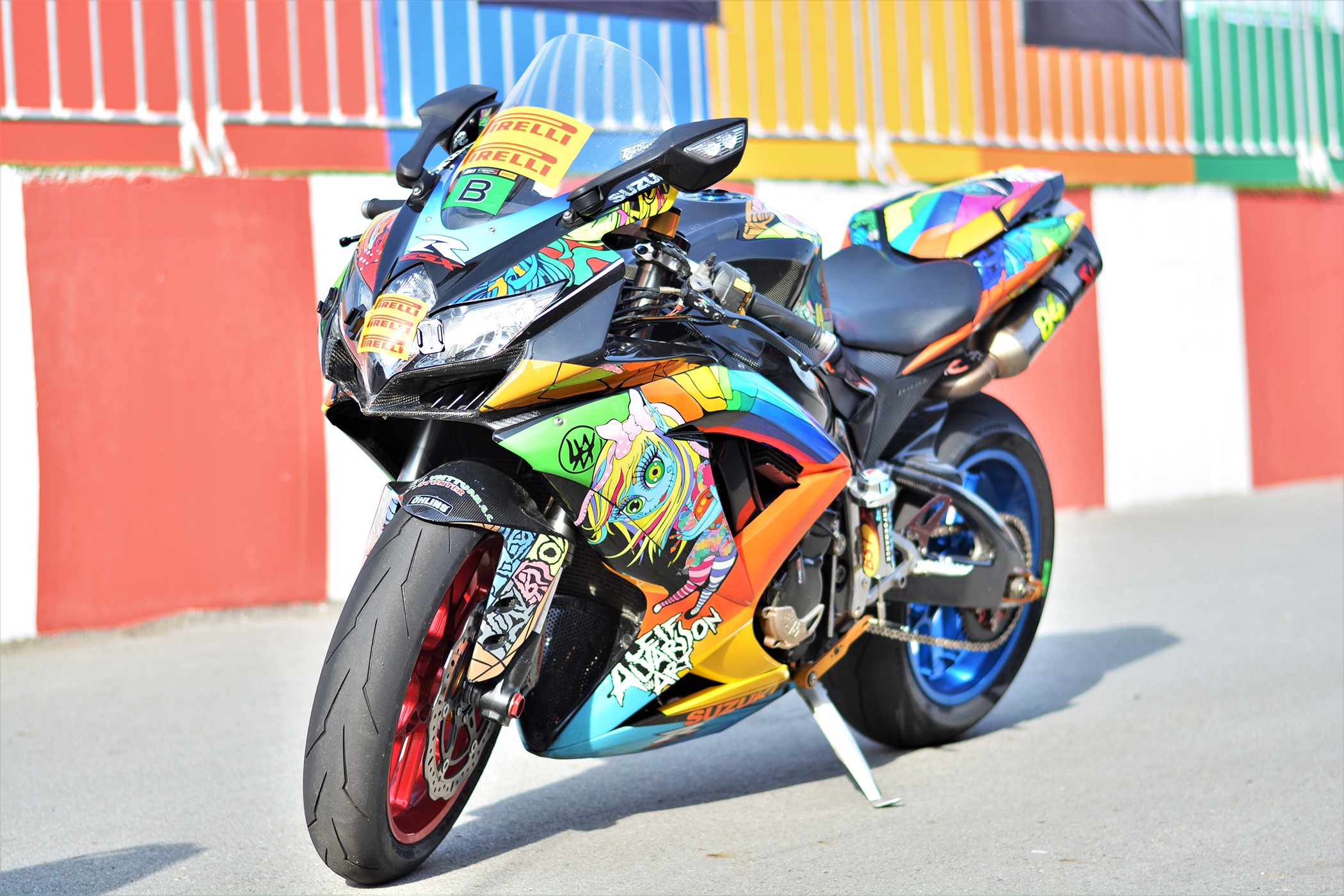 Suzuki GSX-R750 do sang so bang nut nhan doc nhat VN anh 2