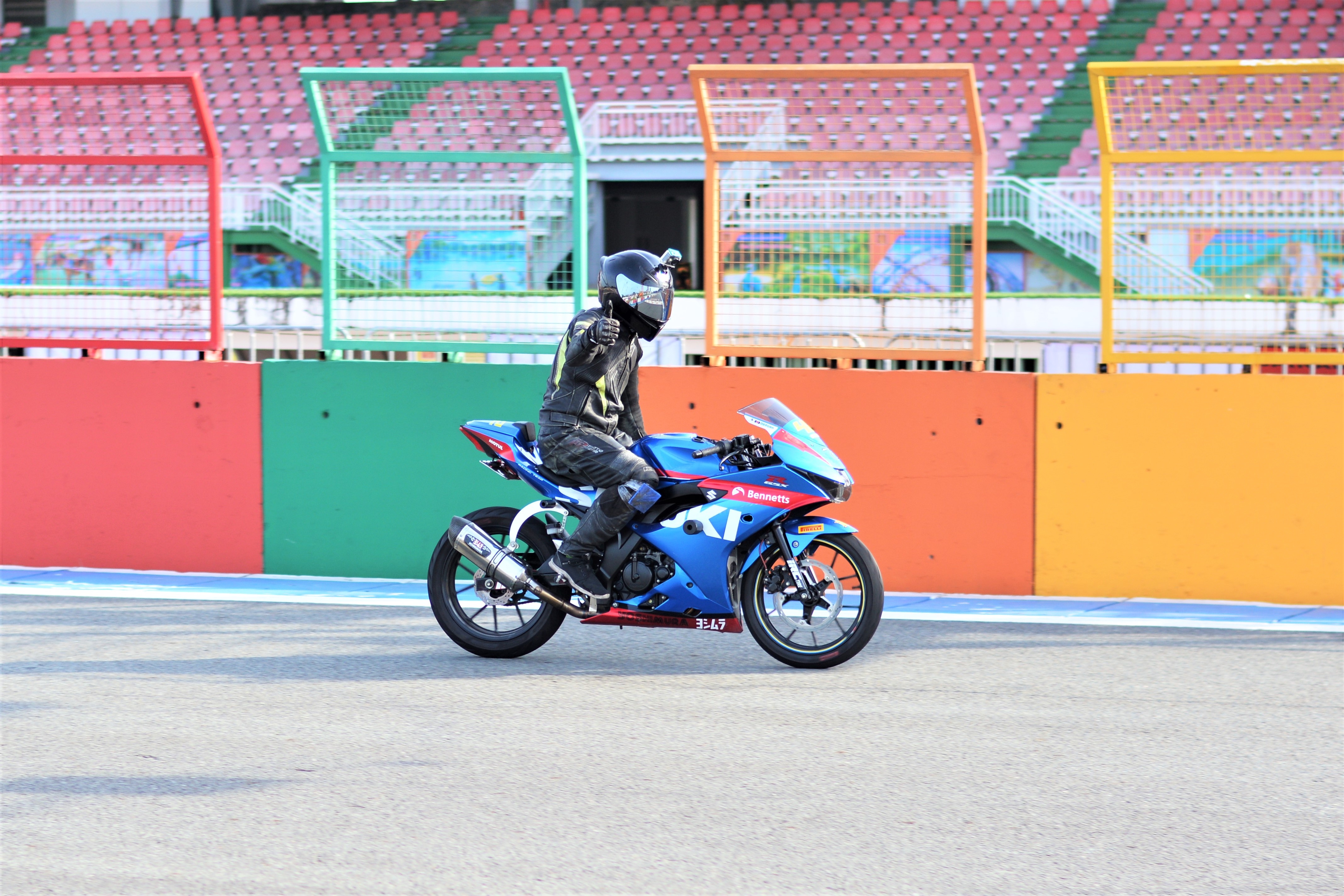 Đánh giá lốp Pirelli Rosso Sport ảnh 5 Danh gia lop Pirelli Rosso Sport anh 5