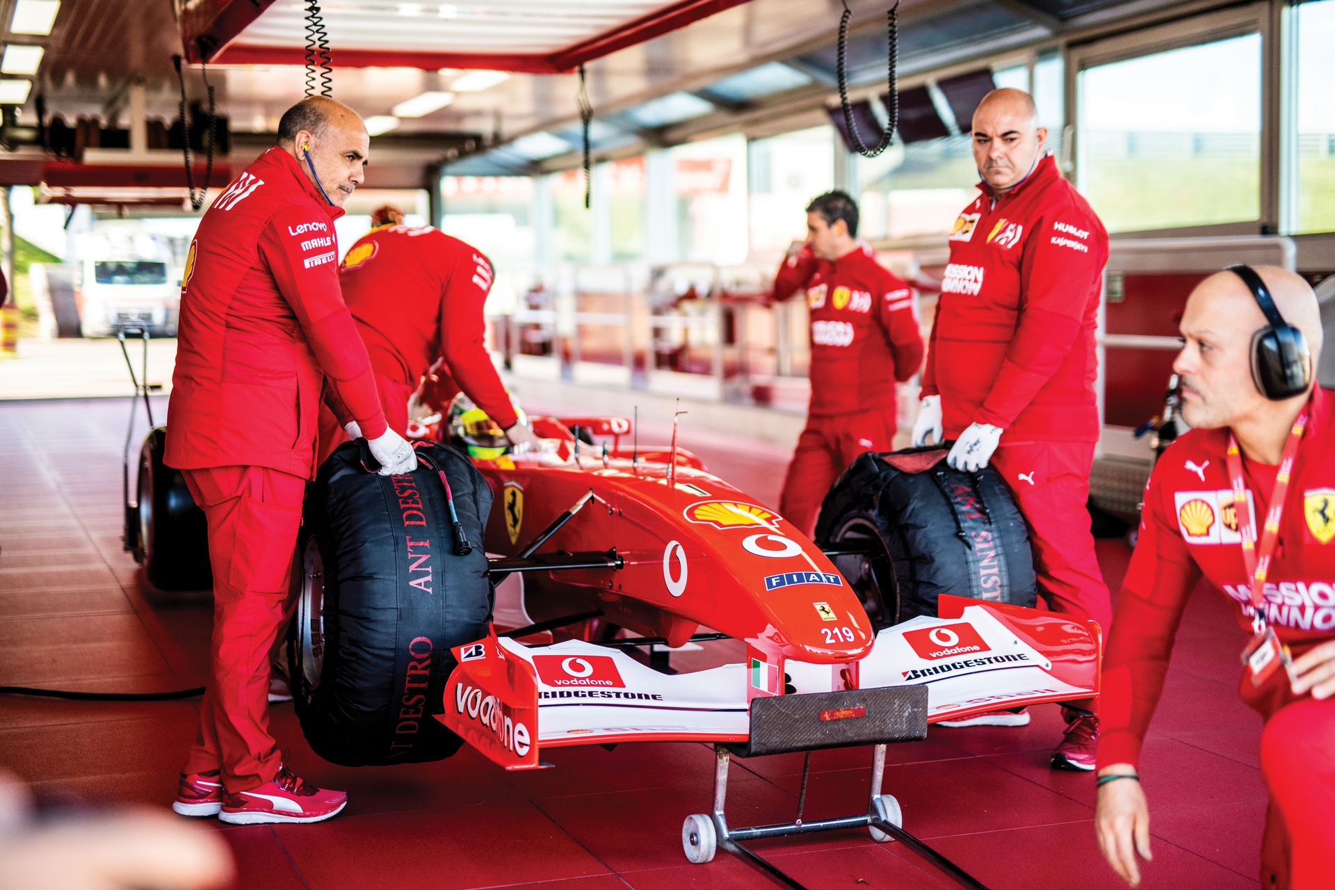 Ferrari F2002,  Ferrari,  sieu xe,  F1,  xe hoi,  o to anh 2