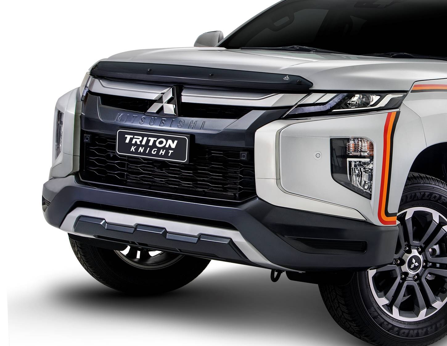 Mitsubishi Triton Knight phien ban gioi han anh 2