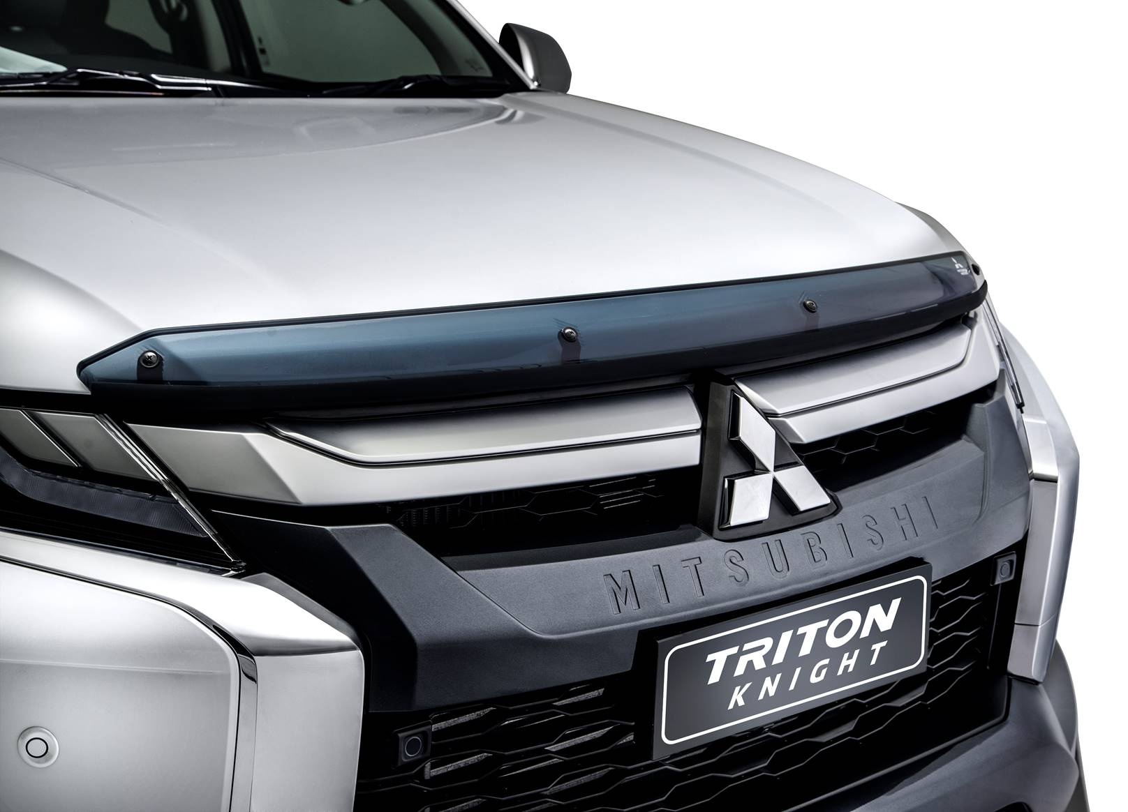 Mitsubishi Triton Knight phien ban gioi han anh 5