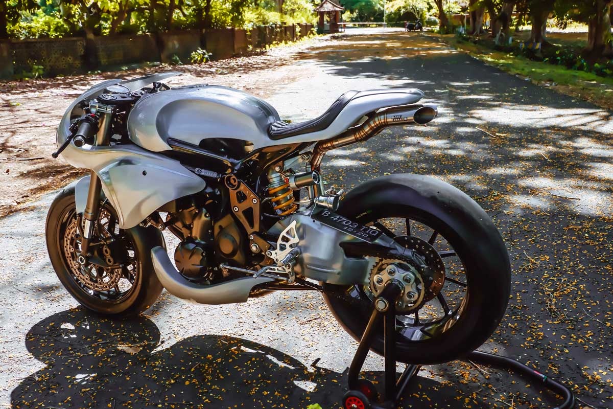 Kawasaki ER-6N voi goi do cuc chat cua dan choi Indonesia anh 5