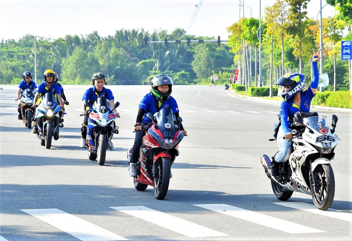 Chạy xe xuyên Việt ảnh 5 Chay xe xuyen Viet anh 5