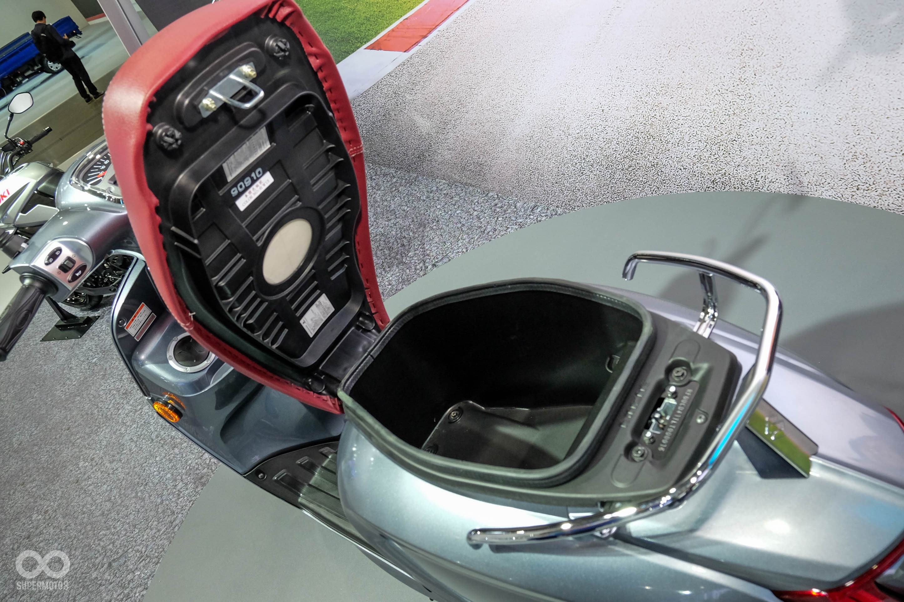 Ra mắt xe ga Suzuki Saluto 125 ảnh 9 Ra mat xe ga Suzuki Saluto 125 anh 9