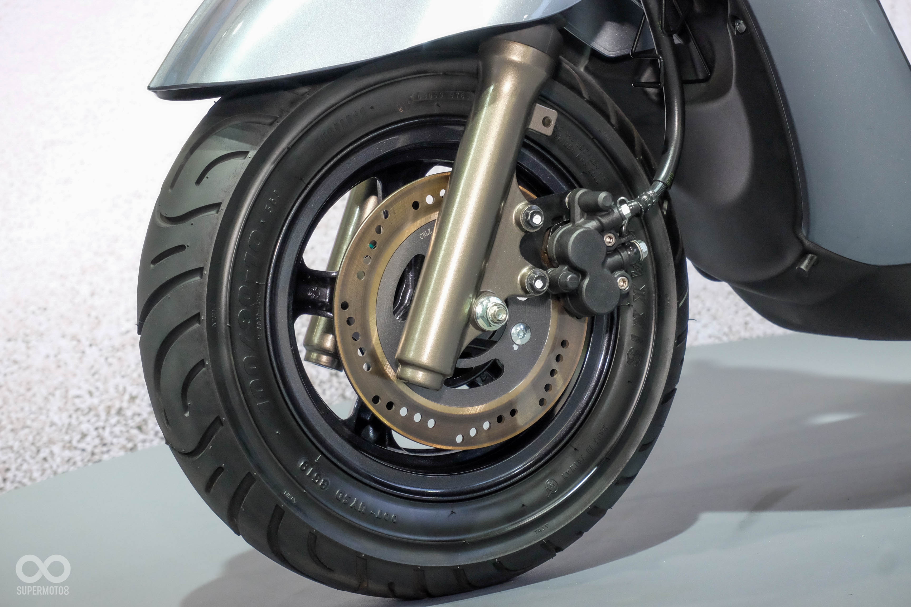 Ra mắt xe ga Suzuki Saluto 125 ảnh 4 Ra mat xe ga Suzuki Saluto 125 anh 4