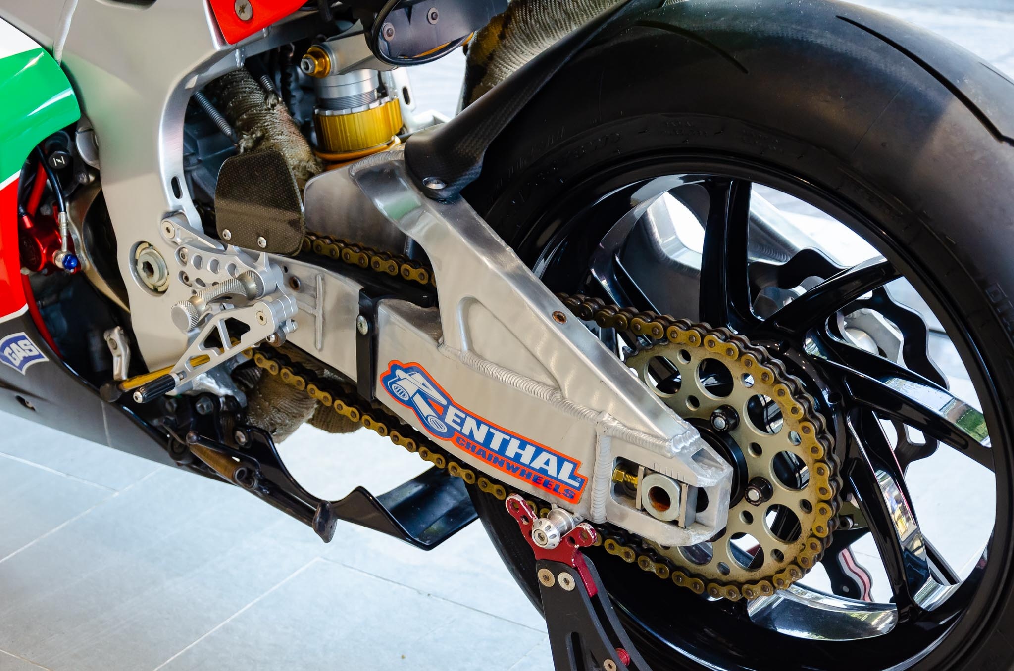 Chi tiet Honda VTR 1000 RC51 SP2 doc nhat VN anh 7