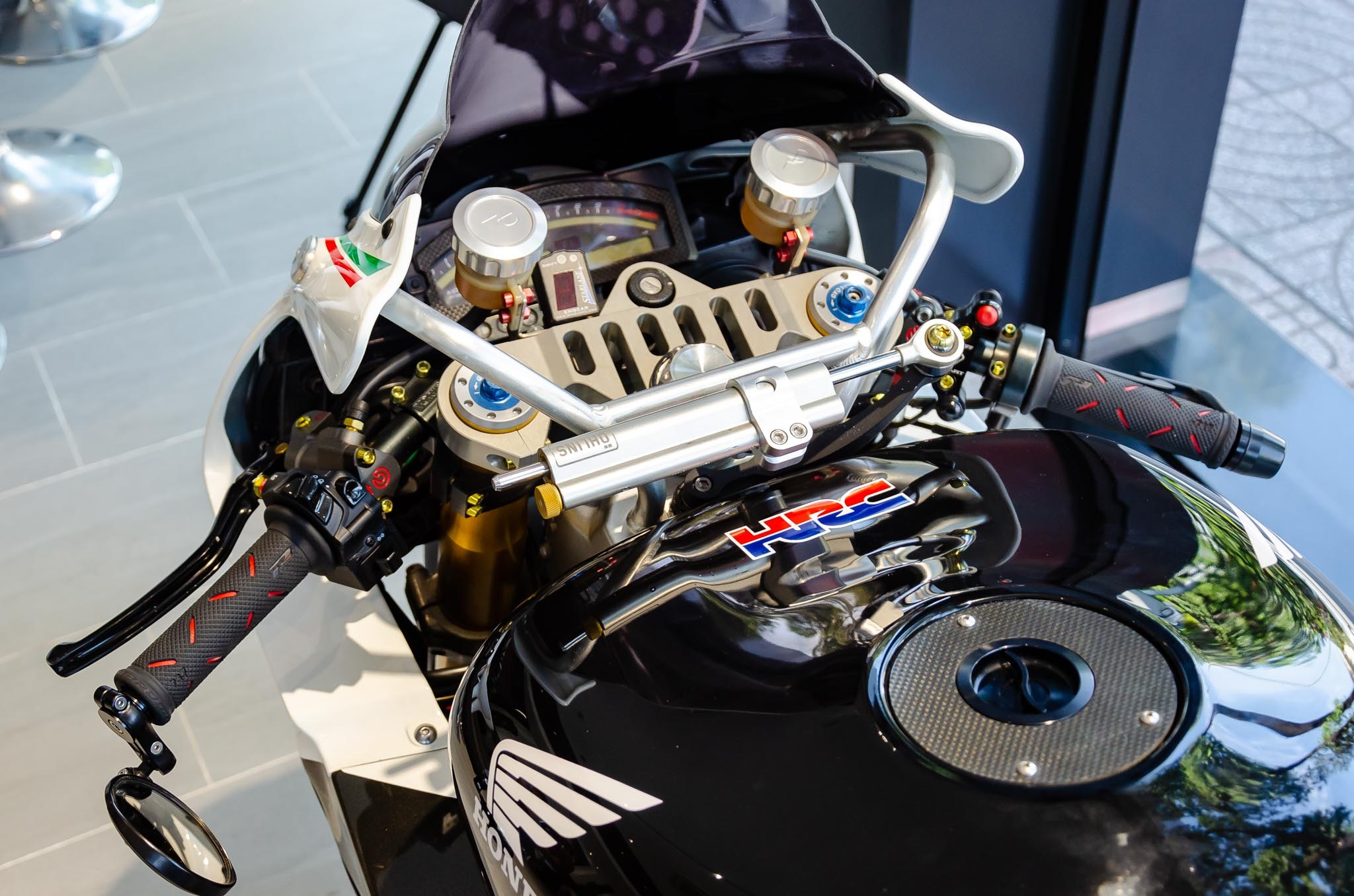 Chi tiet Honda VTR 1000 RC51 SP2 doc nhat VN anh 4