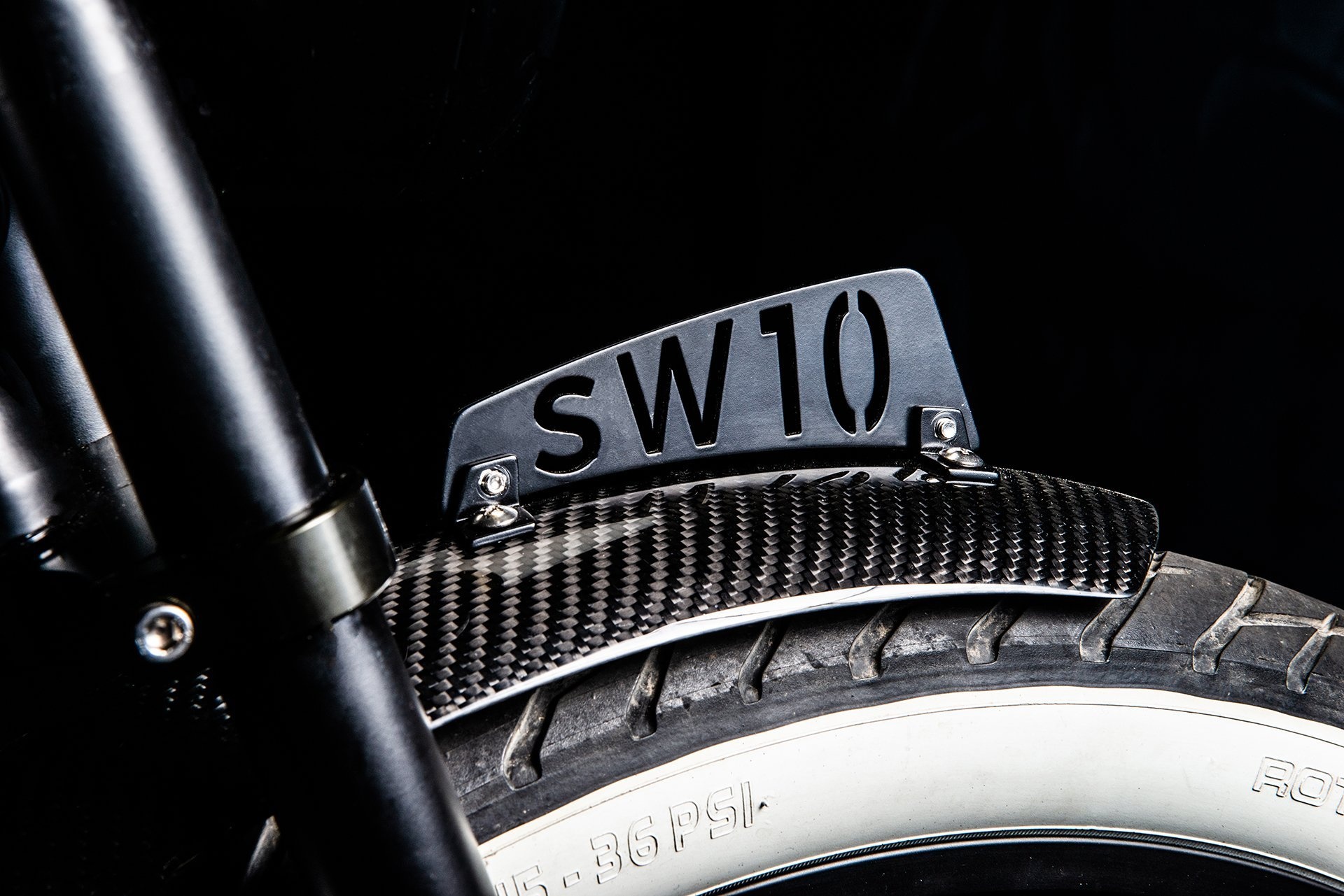 xe dap tri gia hon 5.000 USD anh 2