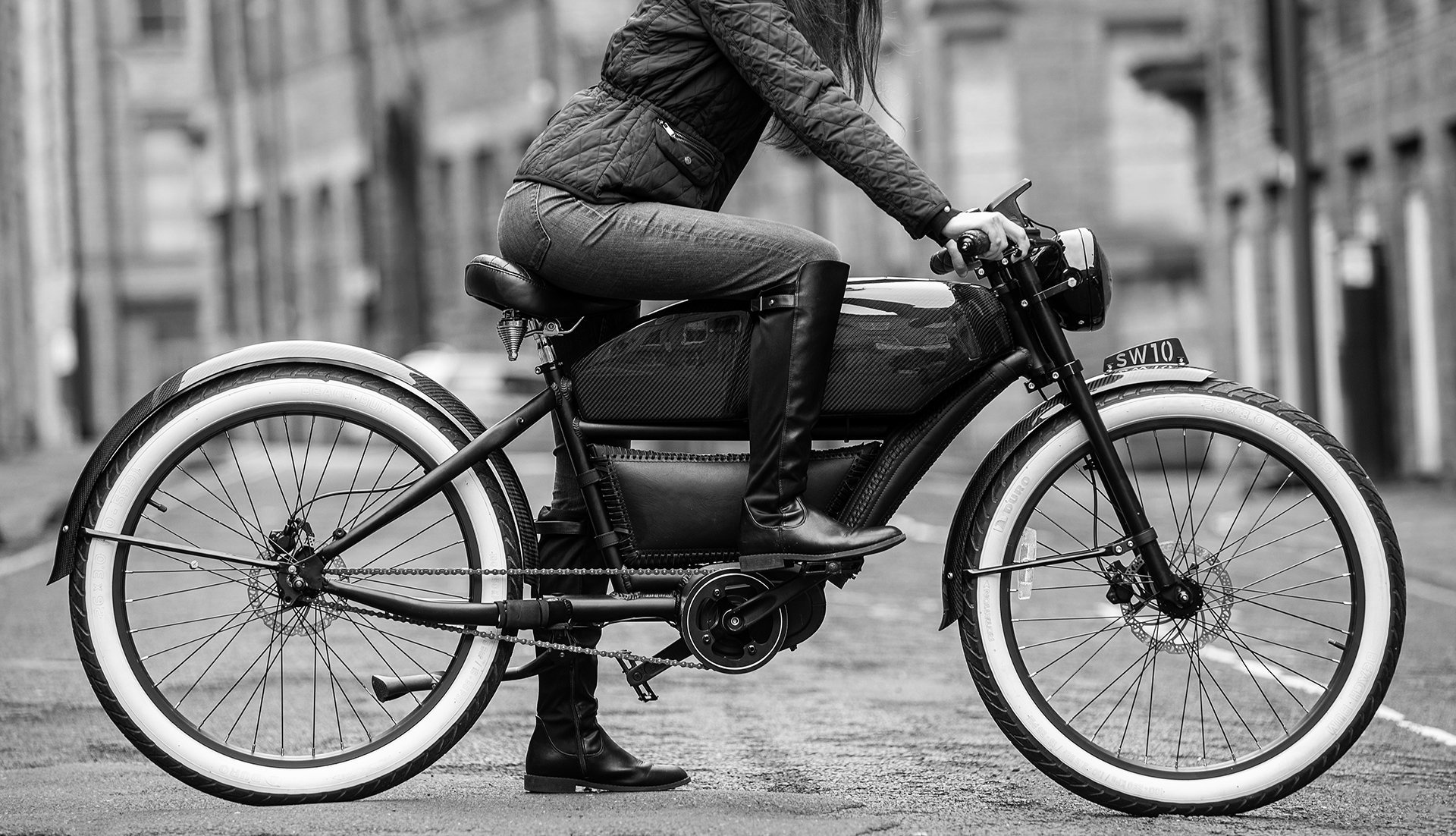 xe dap tri gia hon 5.000 USD anh 10