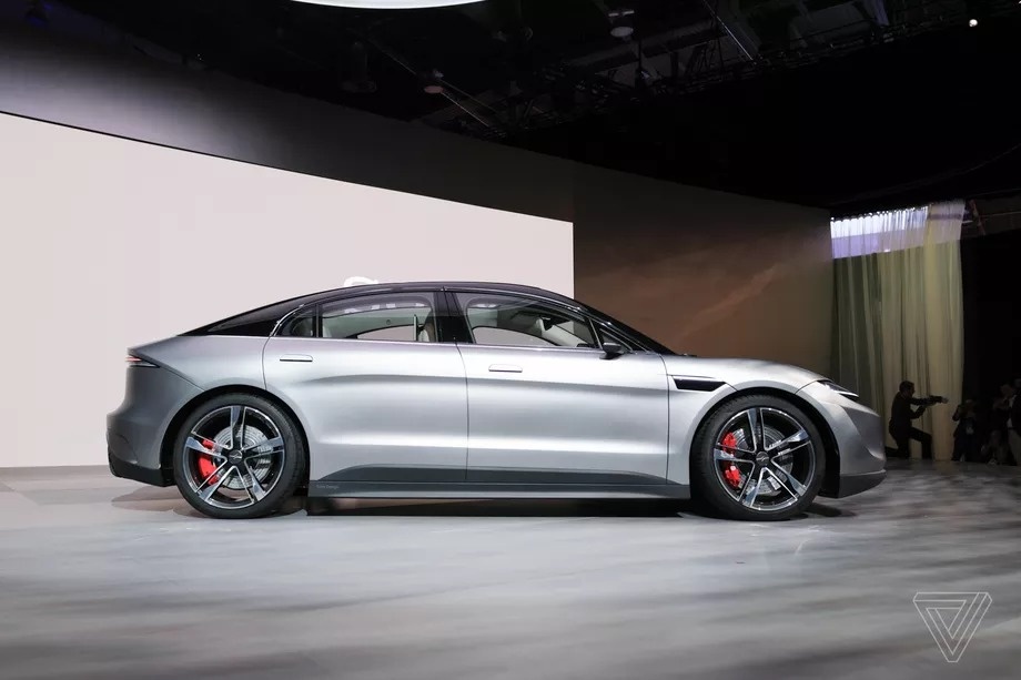 Sony trinh lang xe dien anh 2