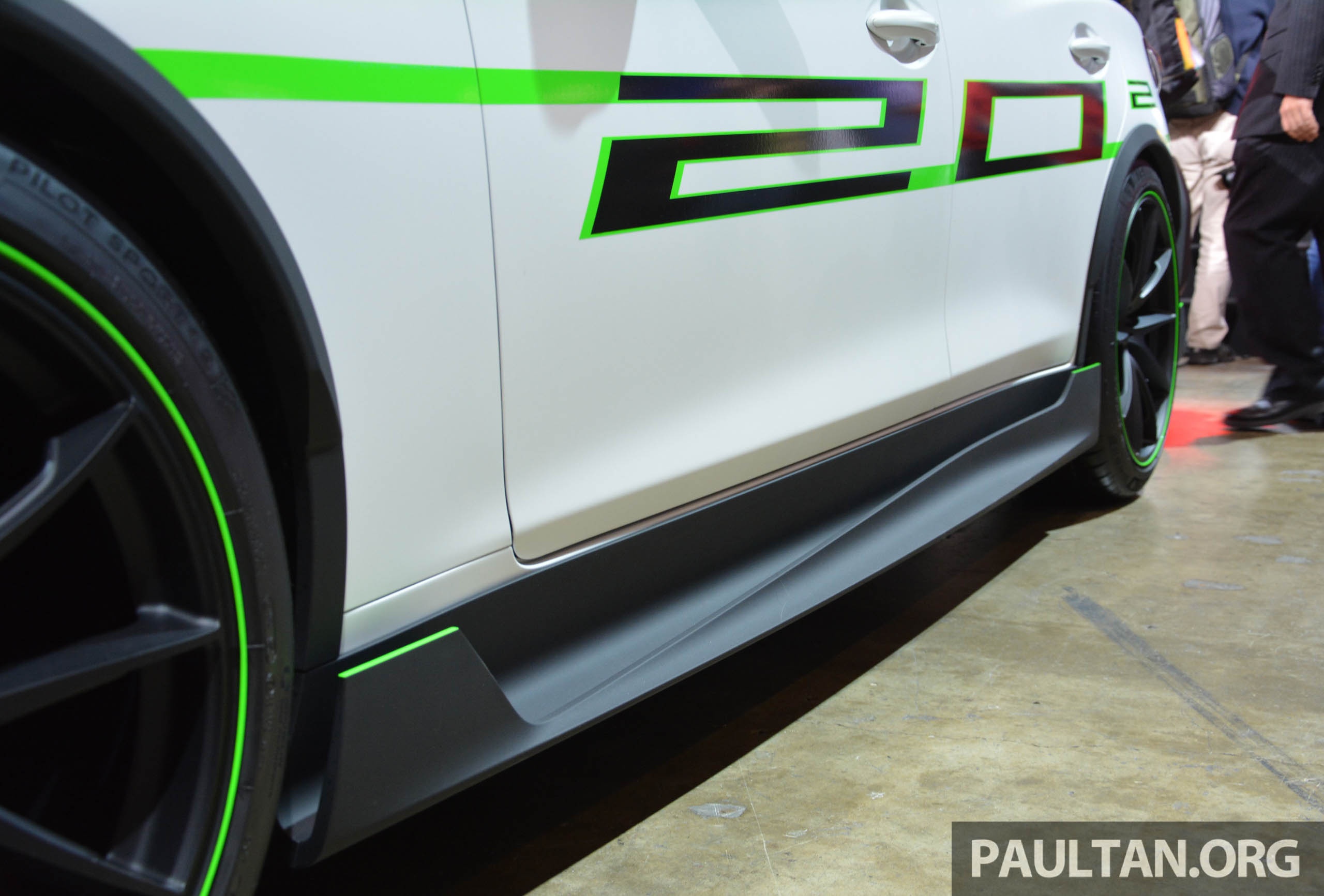 Nissan Skyline 400R Sprint Concept trinh lan anh 6