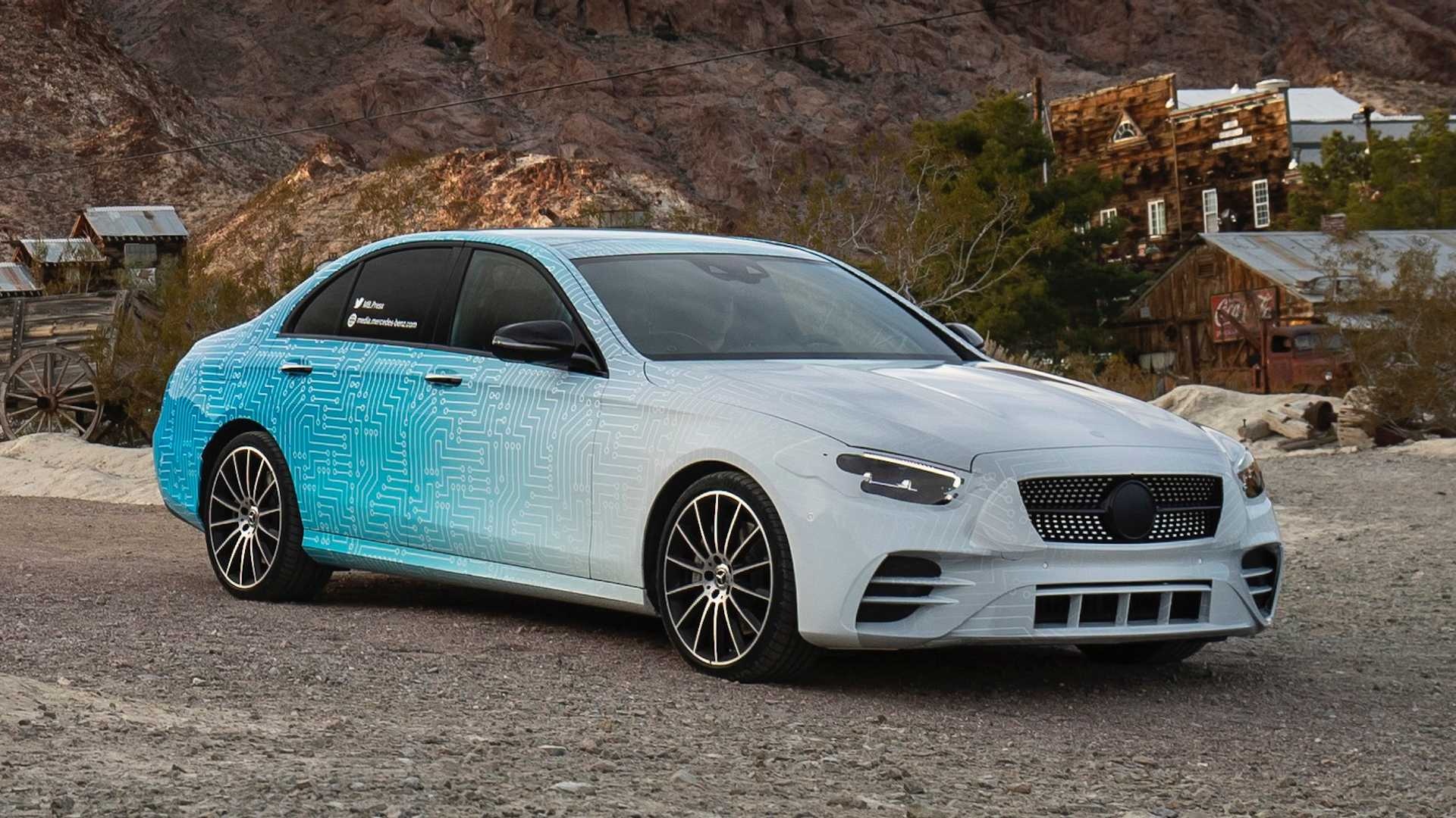 Chi tiet Mercedes-Benz E-Class the he moi anh 3