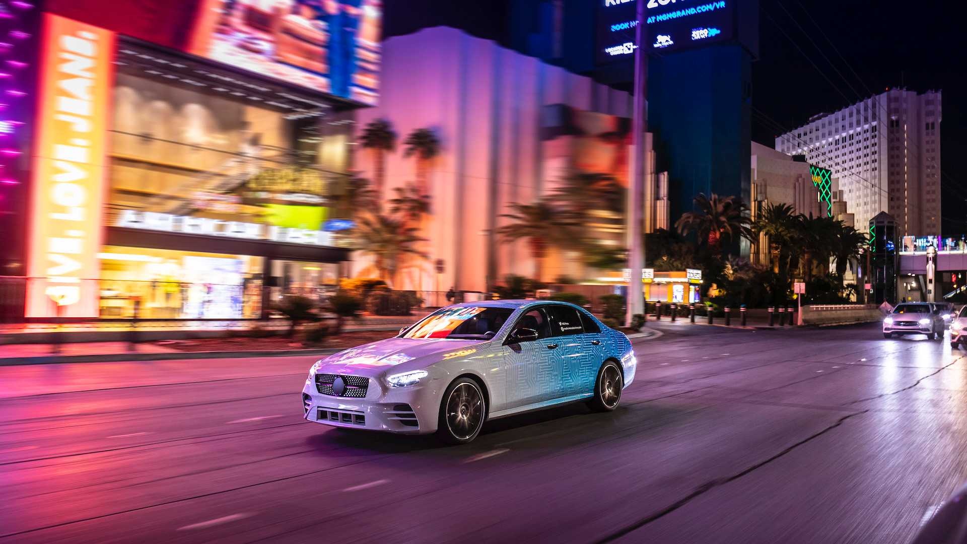 Chi tiet Mercedes-Benz E-Class the he moi anh 7