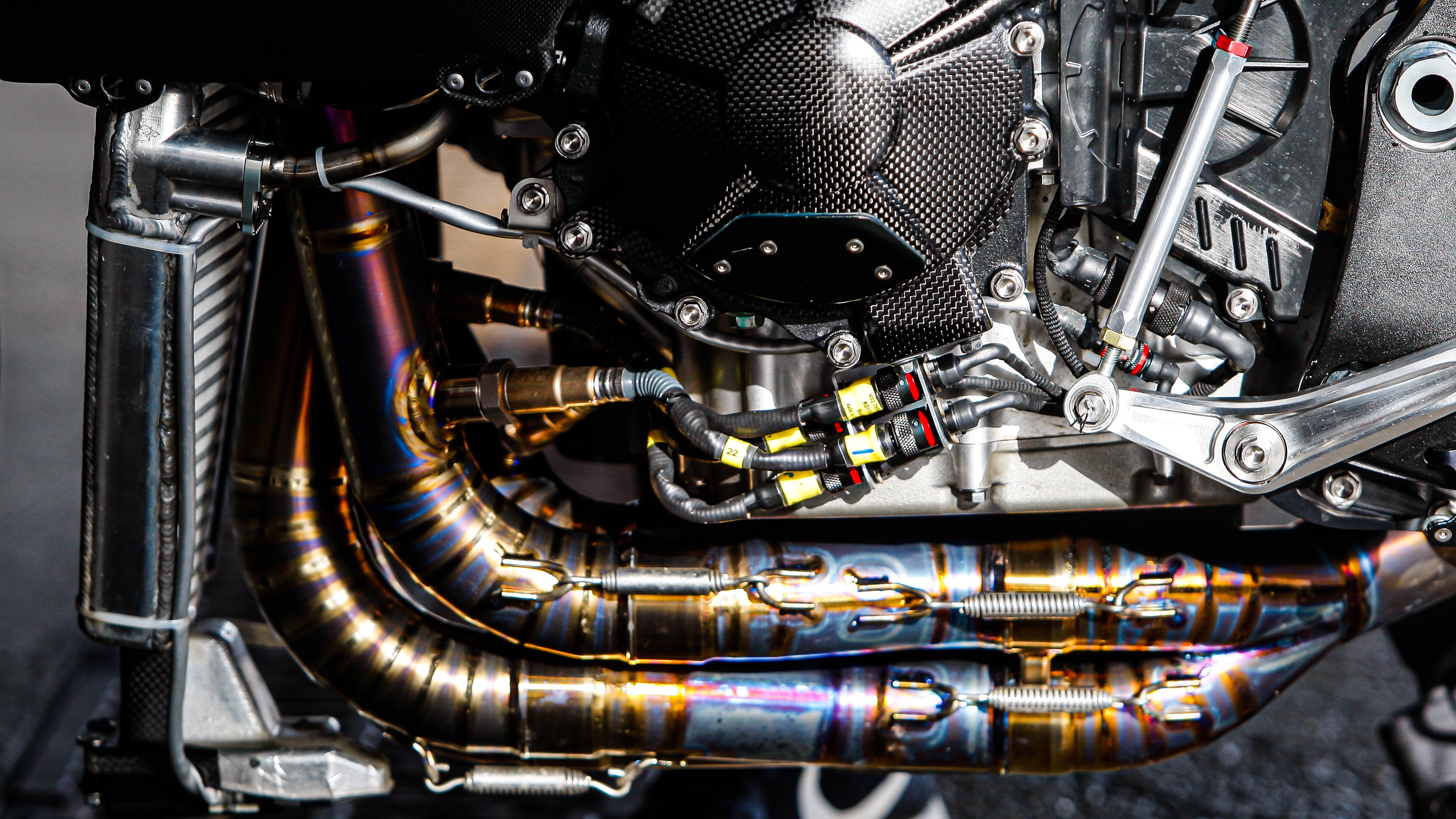 CBR1000RR-R phien ban xe dua chuyen nghiep anh 5