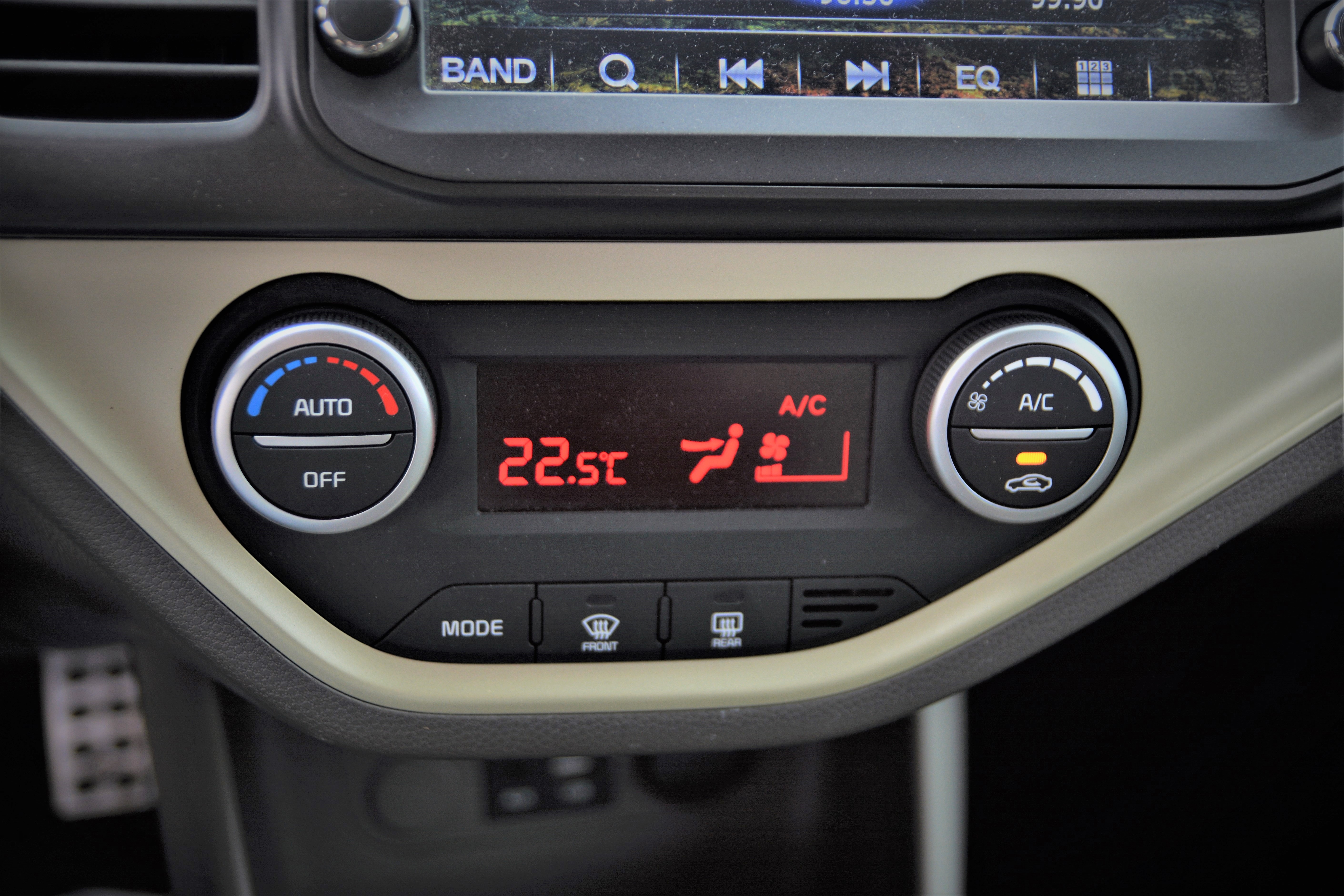 Dieu hoa oto co giup ngan chan virus corona? hinh anh