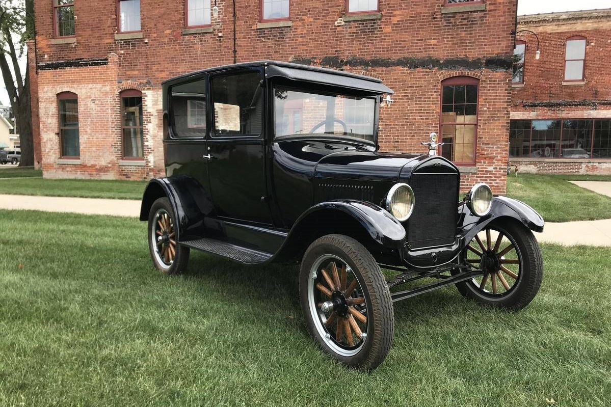 8 mẫu xe làm nên tên tuổi hãng Ford ảnh 1 8 mau xe lam nen ten tuoi hang Ford anh 1