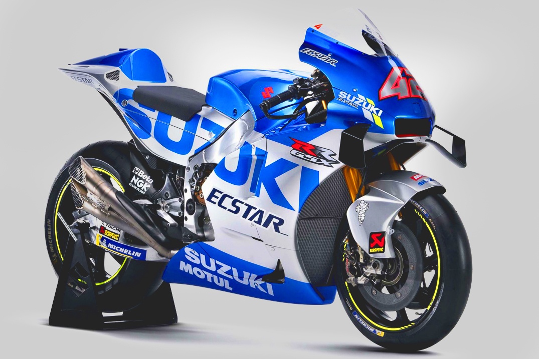 Suzuki trinh lang xe dua MotoGP 2020 - thay doi kieu dang lan mau sac hinh anh