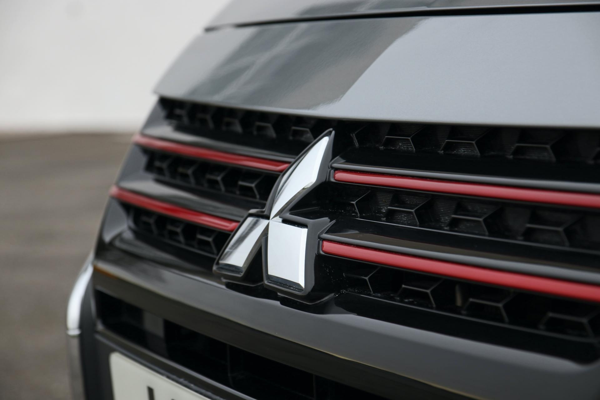 Chi tiet Mitsubishi Mirage 2020 anh 2