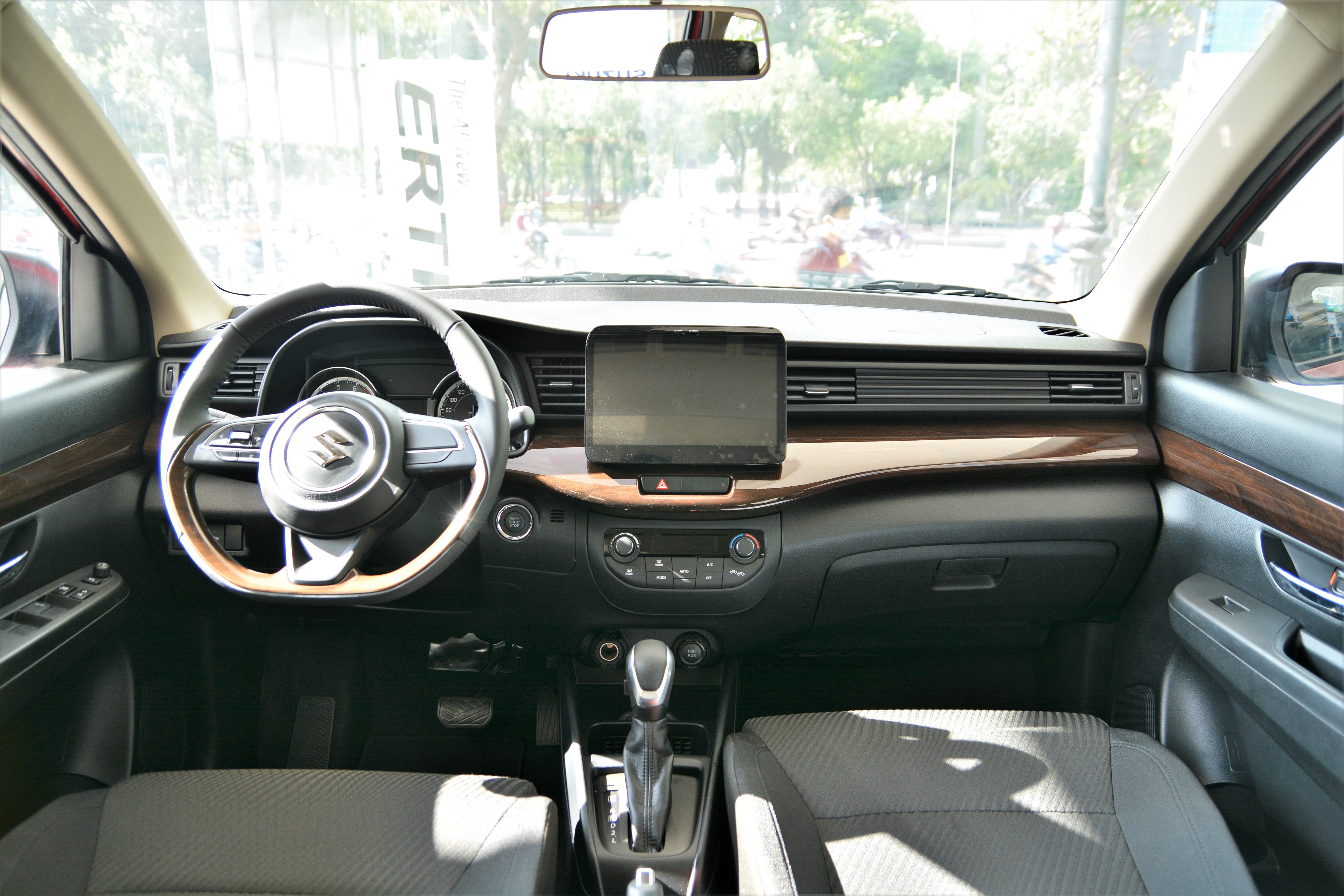 Suzuki Ertiga 2020 cập bến đại lý ảnh 5 Suzuki Ertiga 2020 cap ben dai ly anh 5