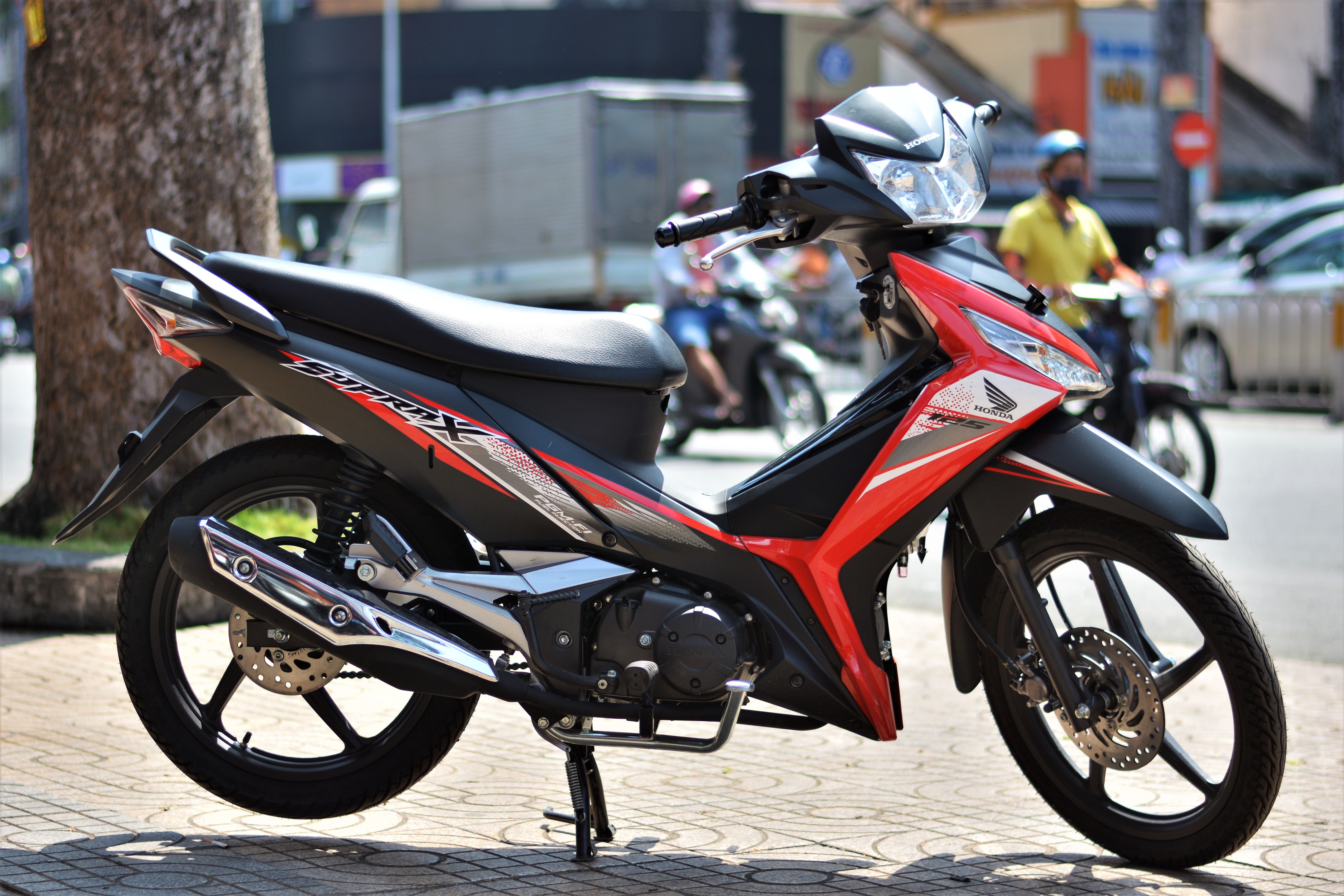 Honda Supra X 125 FI tai VN anh 1