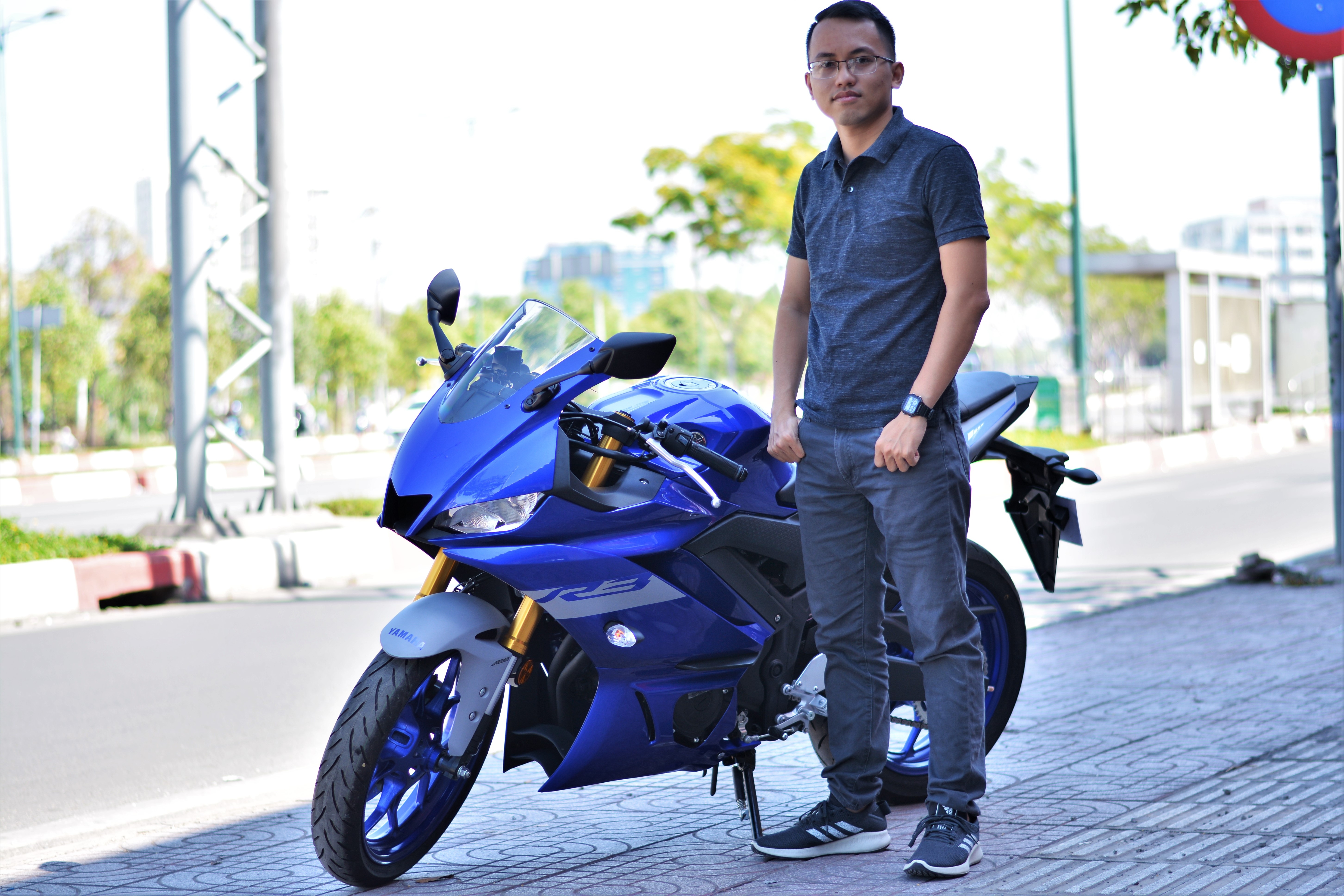 Danh gia nhanh Yamaha YZF-R3 2020 moi ve VN, gia tu 129 trieu hinh anh
