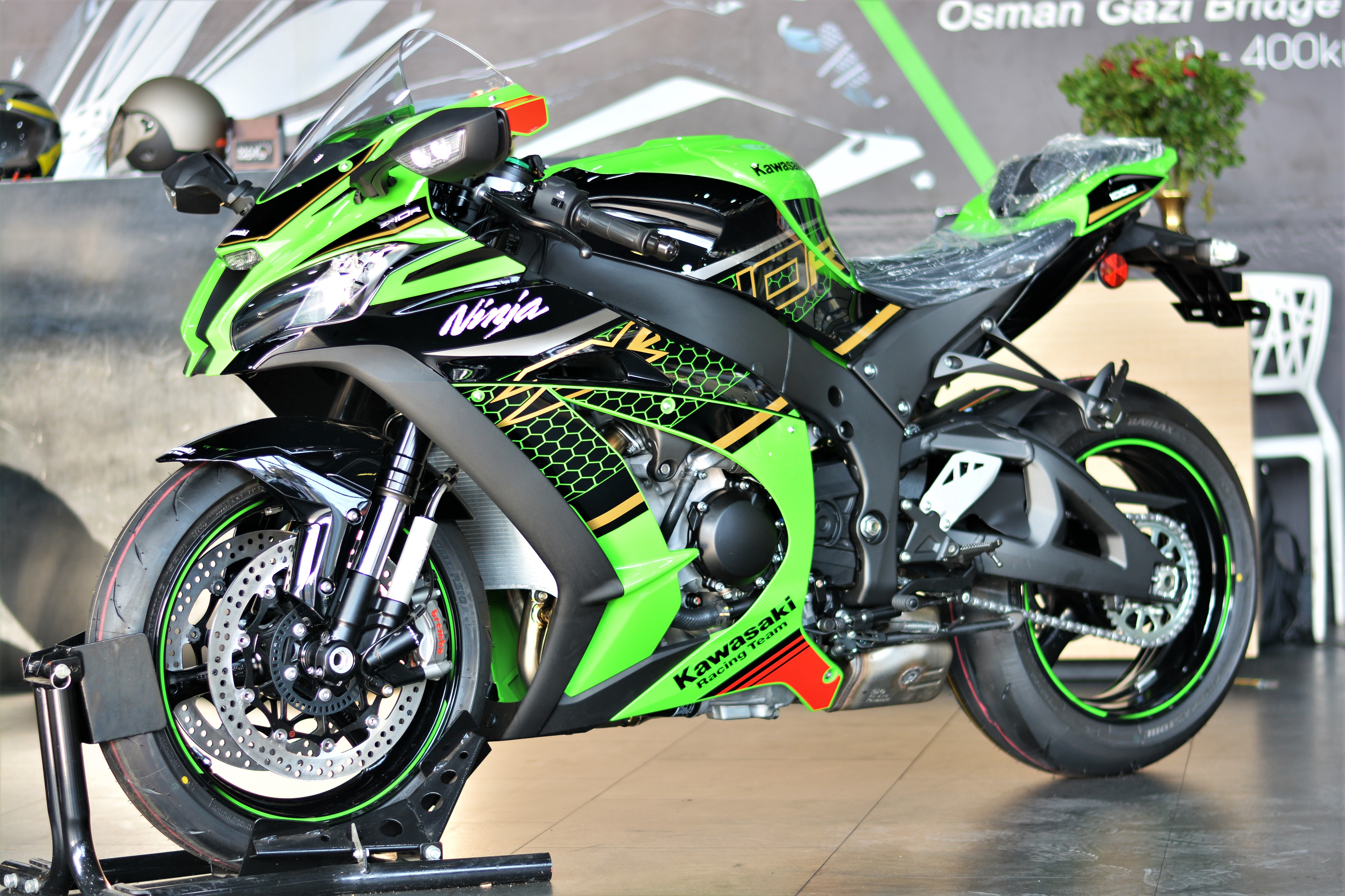 Kawasaki Ninja ZX-10R KRT 2020 ảnh 1 Kawasaki Ninja ZX-10R KRT 2020 anh 1