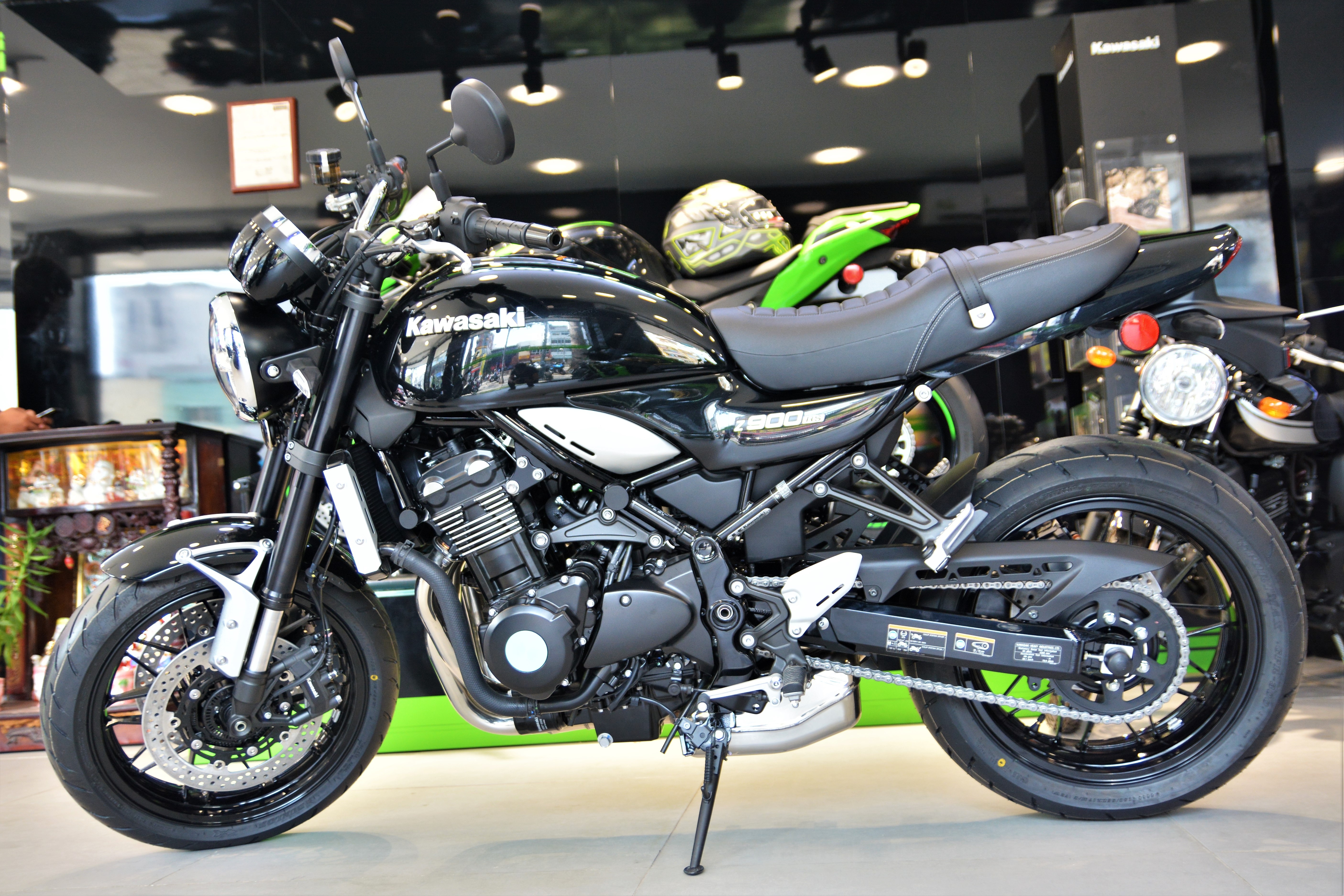 Chi tiet Kawasaki Z900RS anh 1