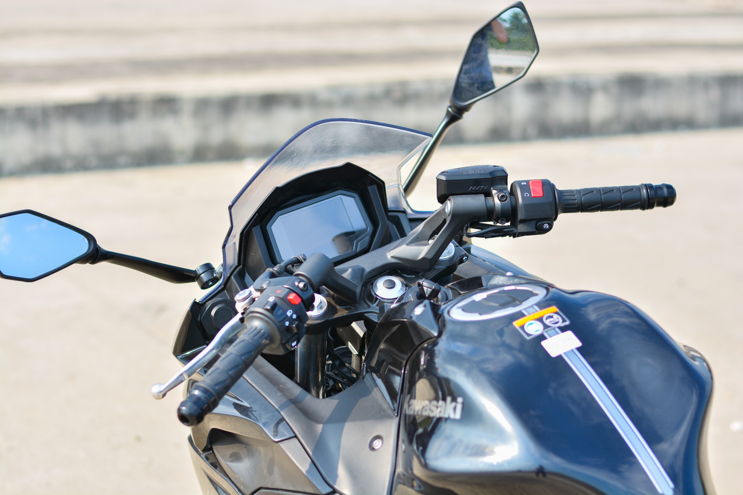 Trai nghiem Kawasaki Ninja 650 2020 anh 3