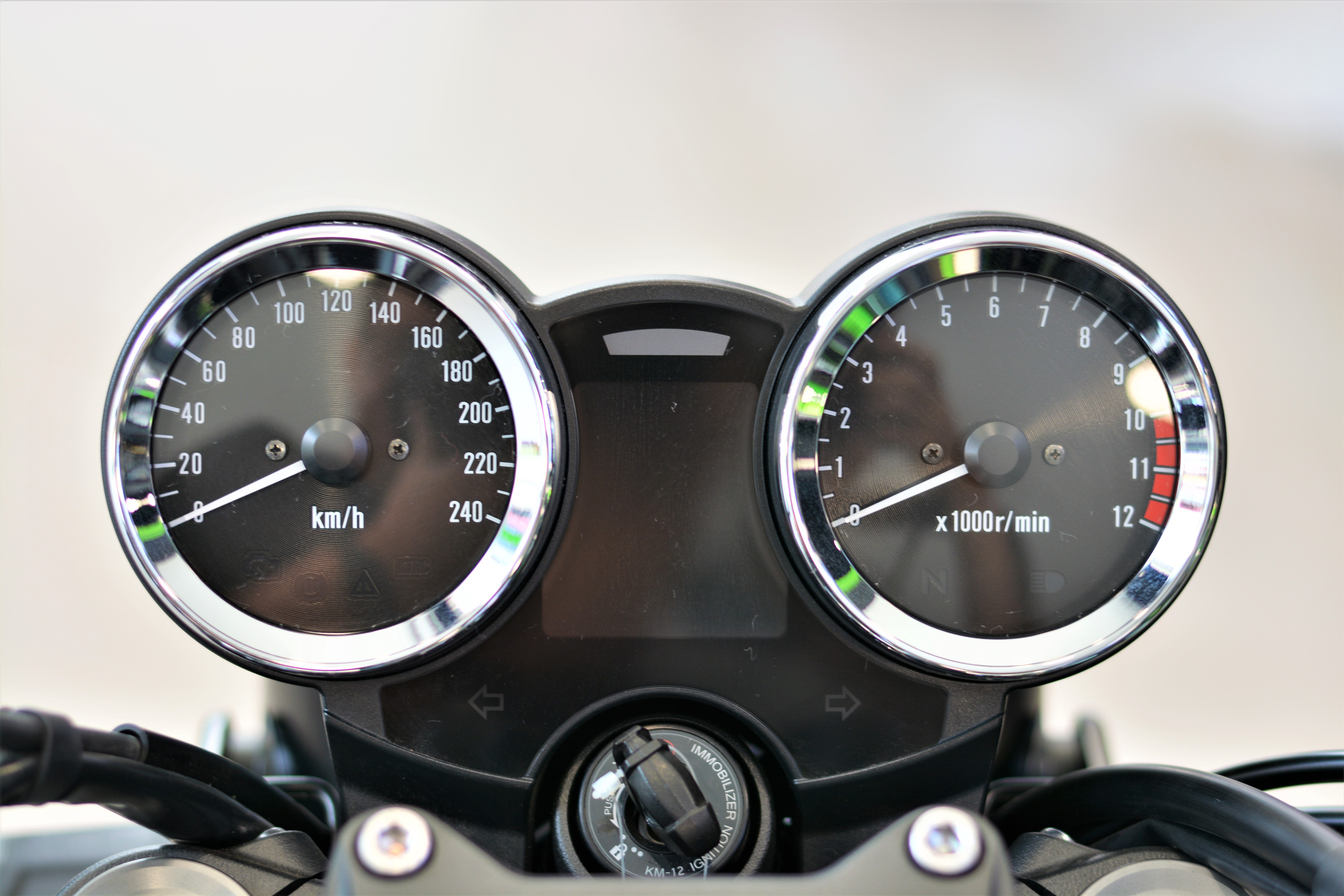 Chi tiet Kawasaki Z900RS anh 5