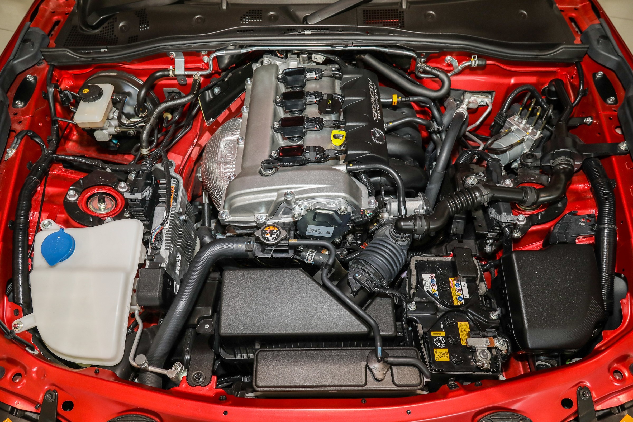 Mazda MX-5 RF 2020 ảnh 11 Mazda MX-5 RF 2020 anh 11