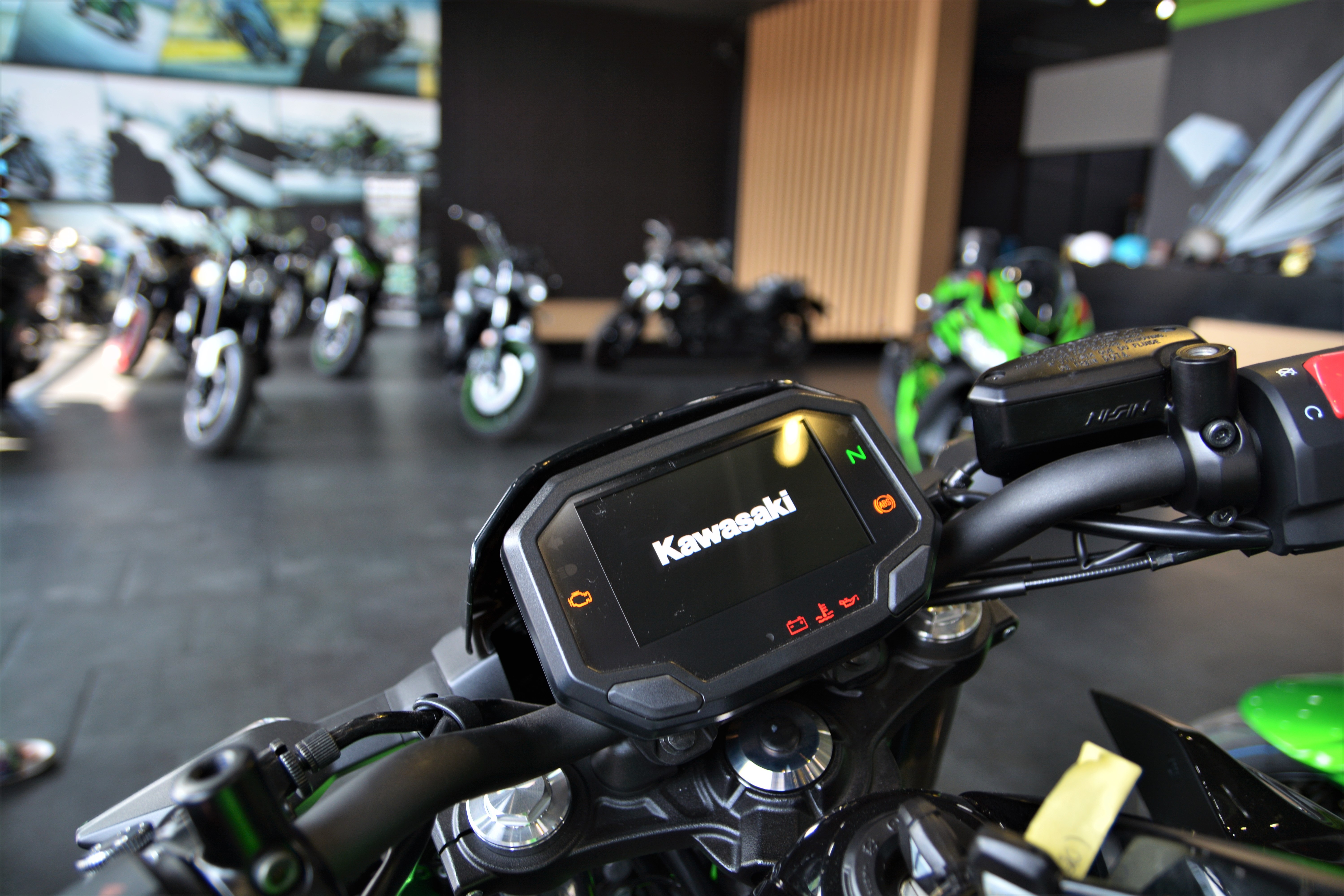 Chi tiết Kawasaki Z650 2020 ảnh 4 Chi tiet Kawasaki Z650 2020 anh 4