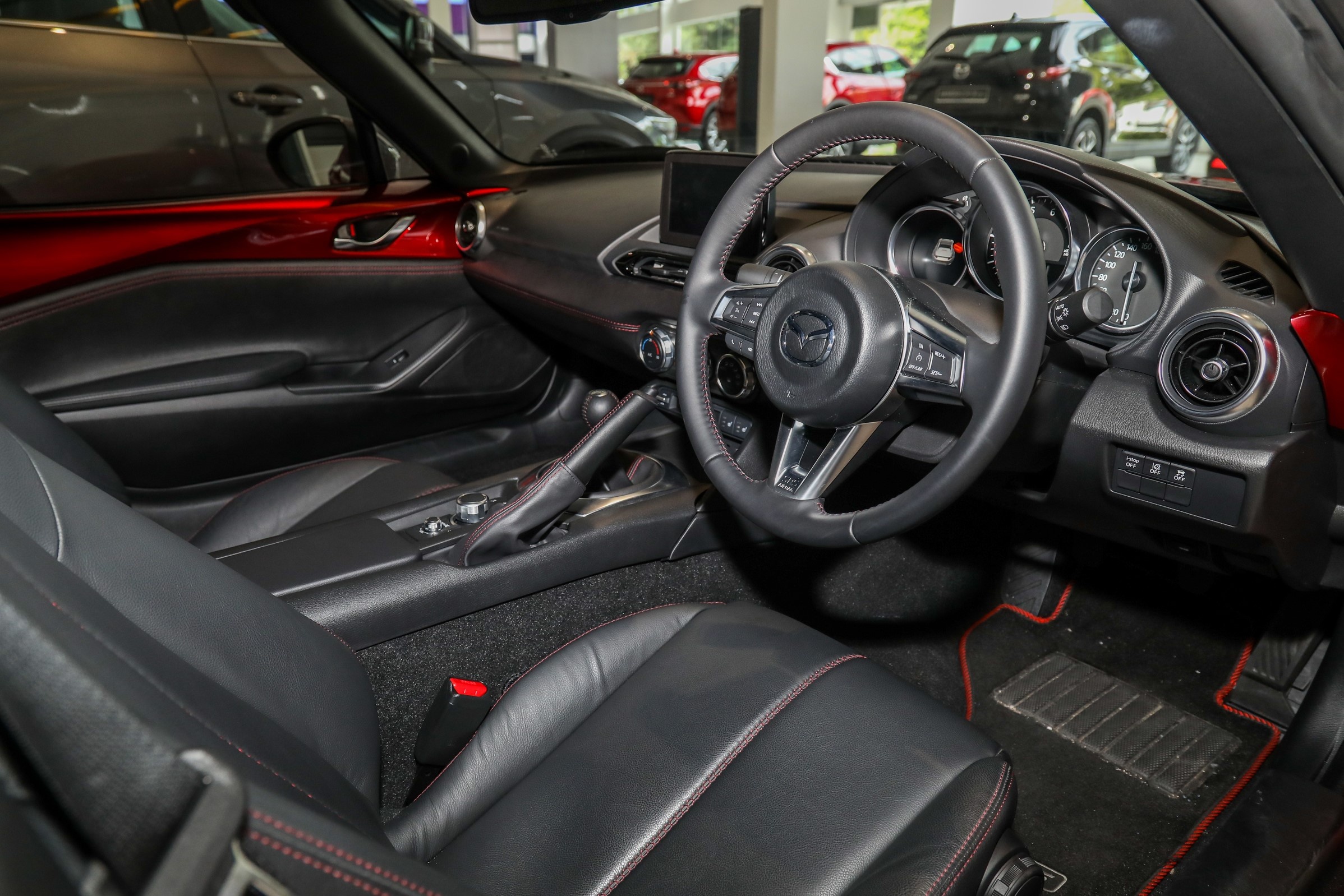 Mazda MX-5 RF 2020 ảnh 7 Mazda MX-5 RF 2020 anh 7