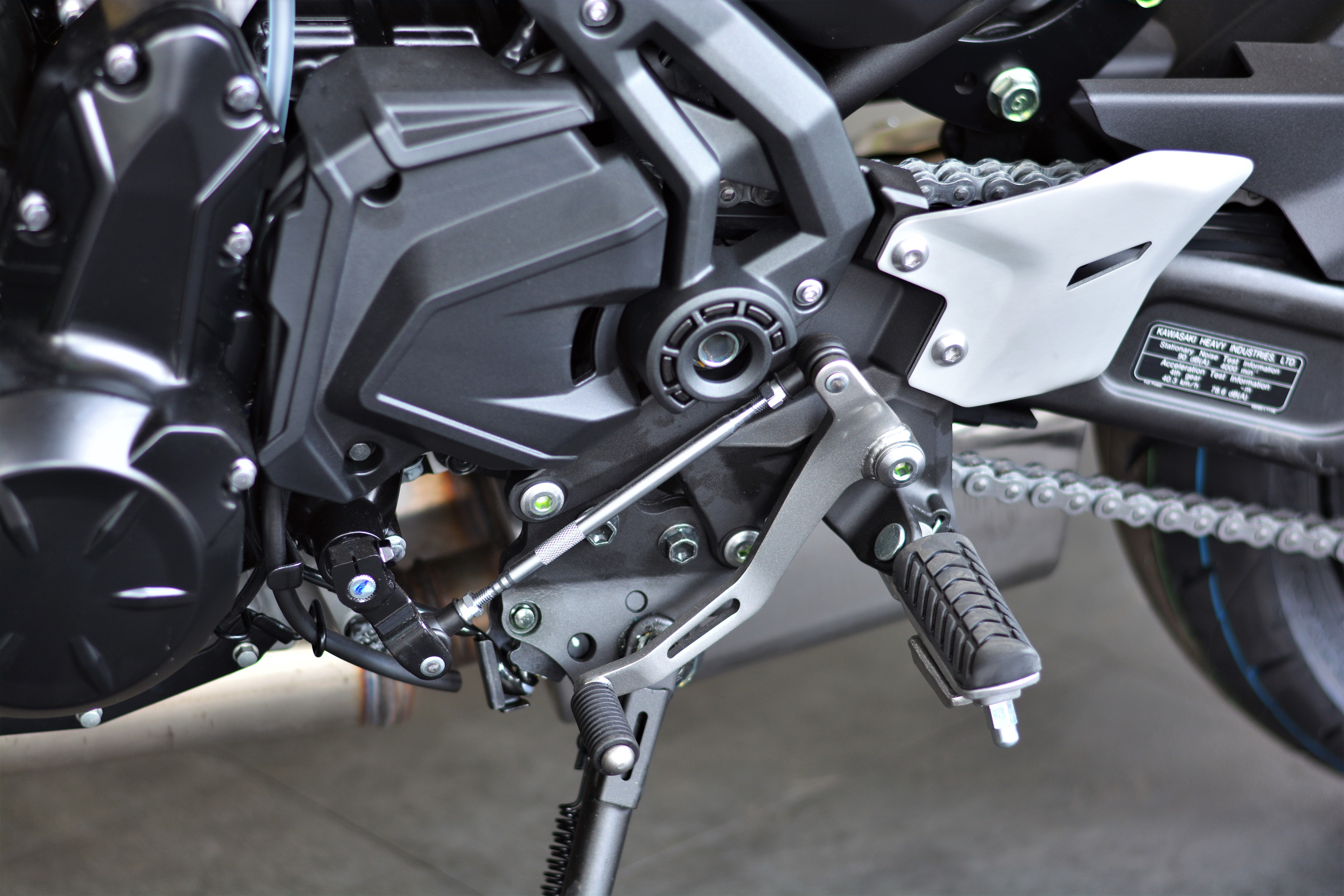 Chi tiết Kawasaki Z650 2020 ảnh 11 Chi tiet Kawasaki Z650 2020 anh 11