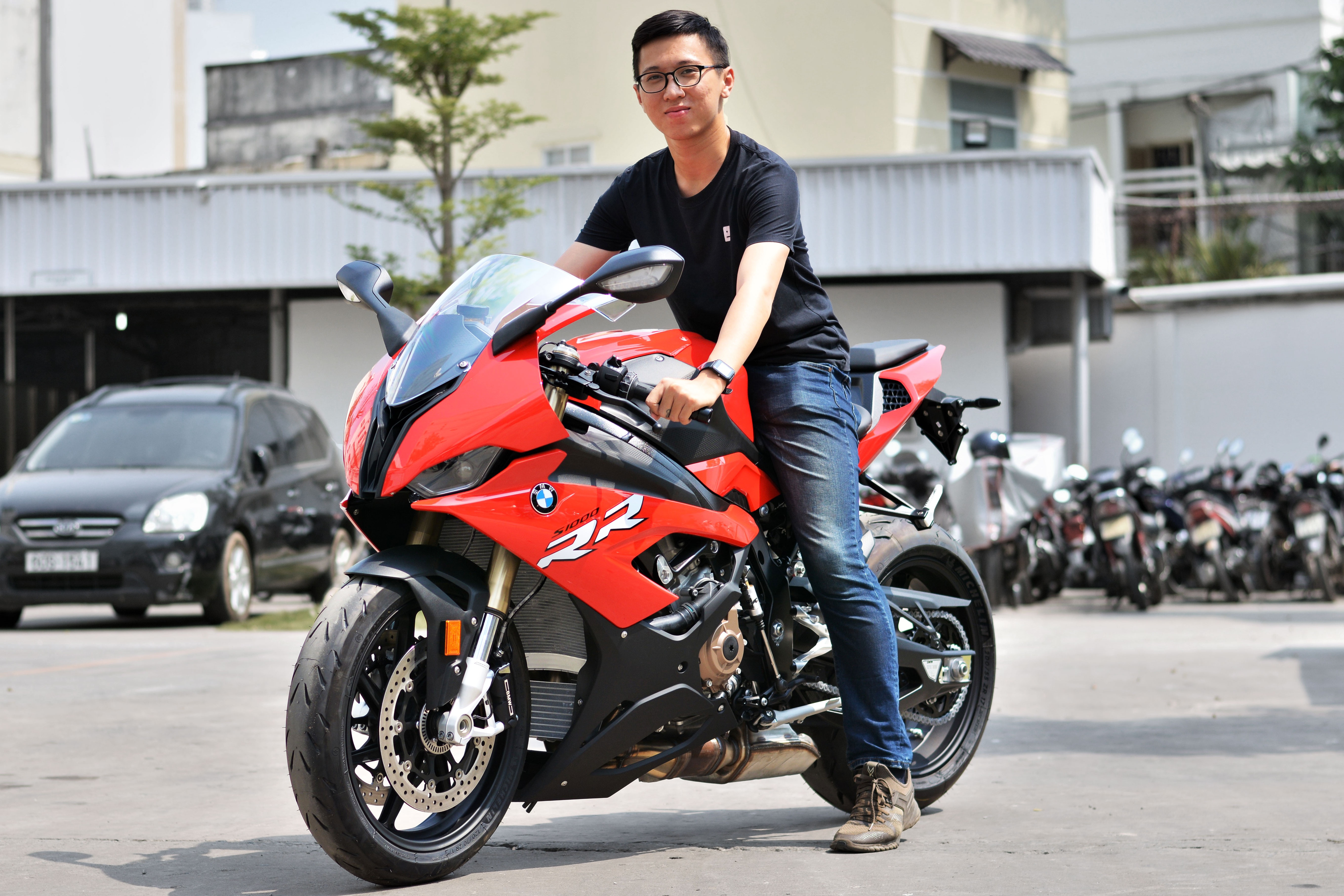 BMW S 1000 RR Race ve VN, gia tu 949 trieu dong hinh anh