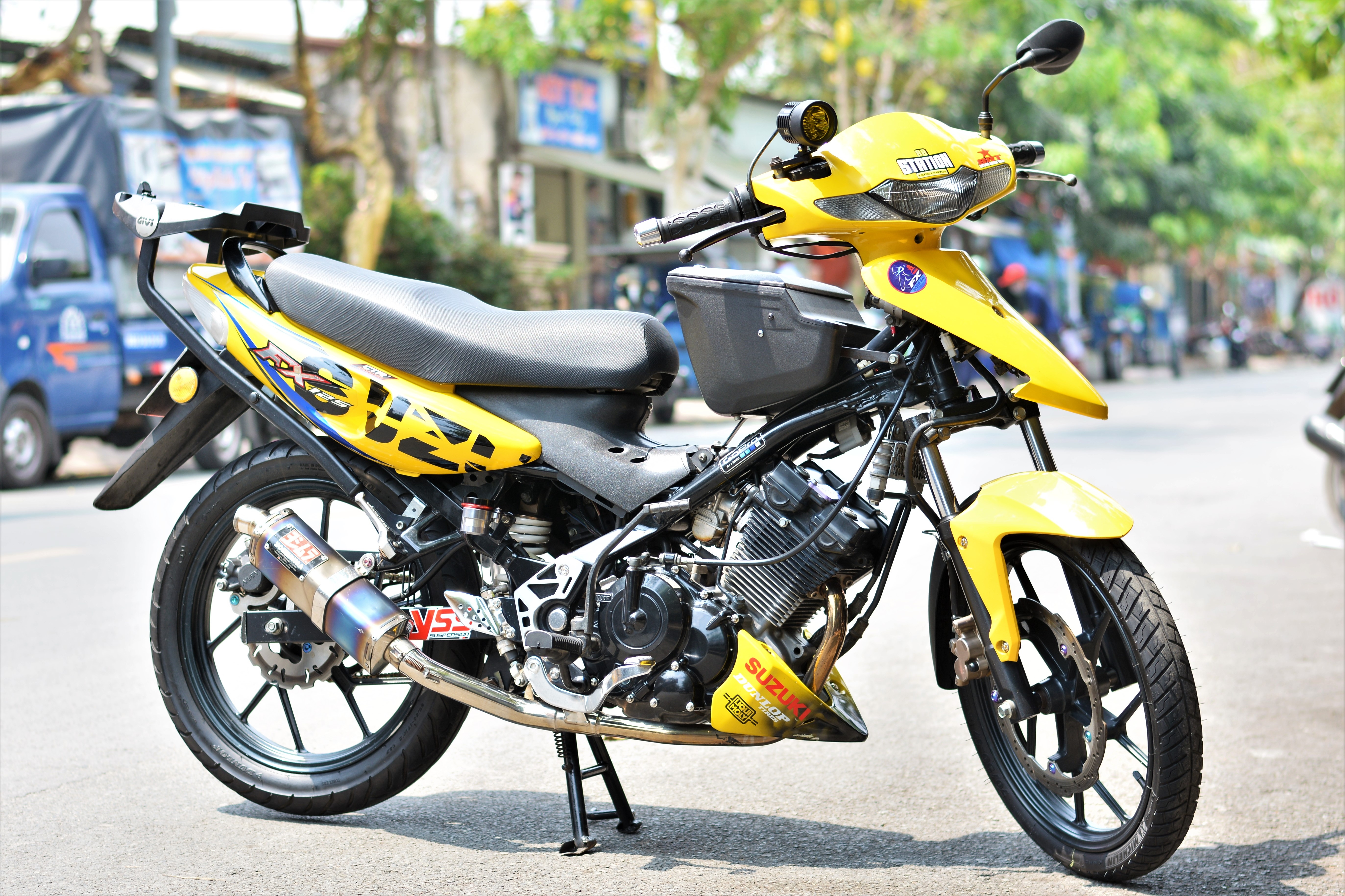 Suzuki FX độ cực chất của dân chơi Sài Gòn ảnh 1 Suzuki FX do cuc chat cua dan choi Sai Gon anh 1