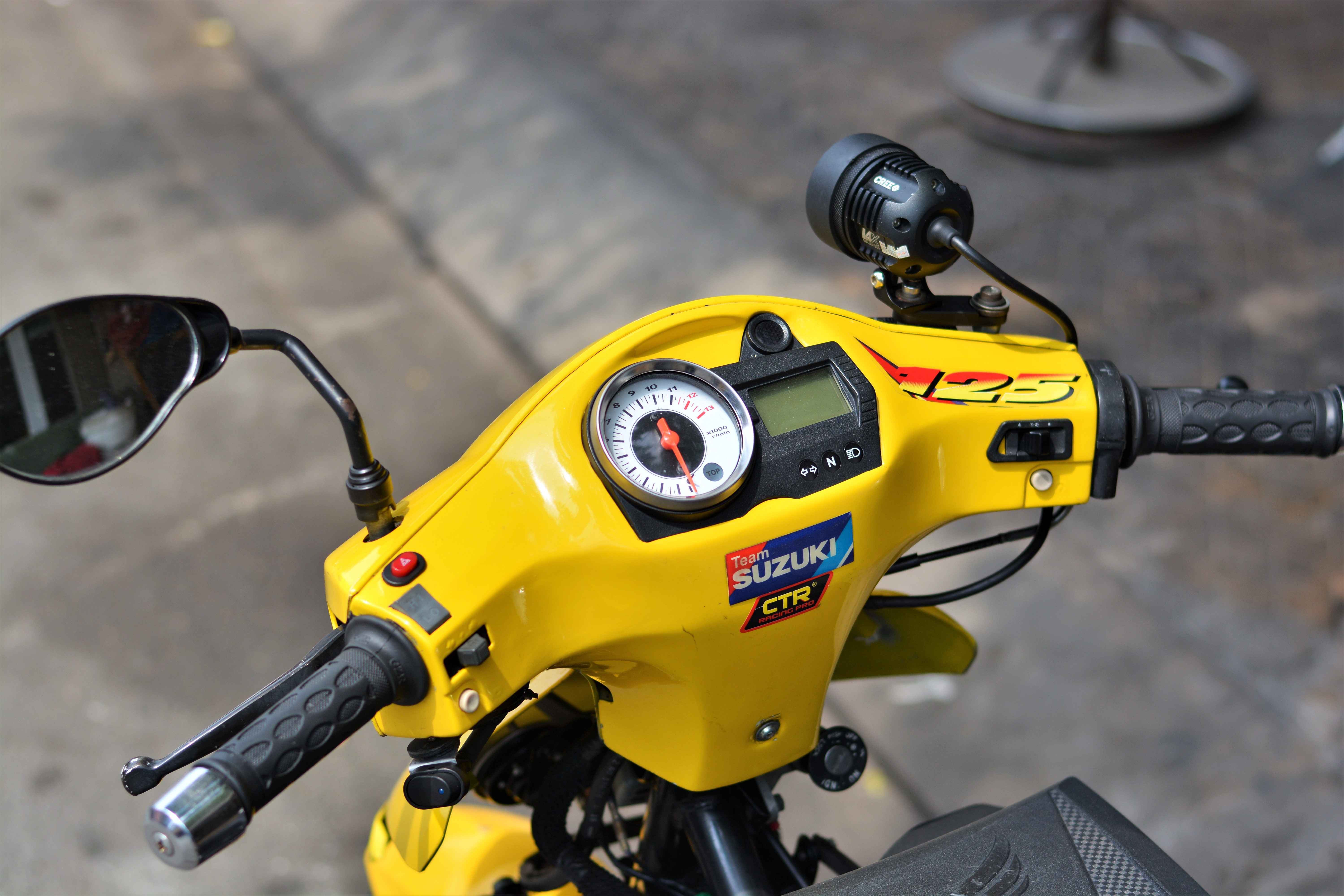 Suzuki FX độ cực chất của dân chơi Sài Gòn ảnh 3 Suzuki FX do cuc chat cua dan choi Sai Gon anh 3