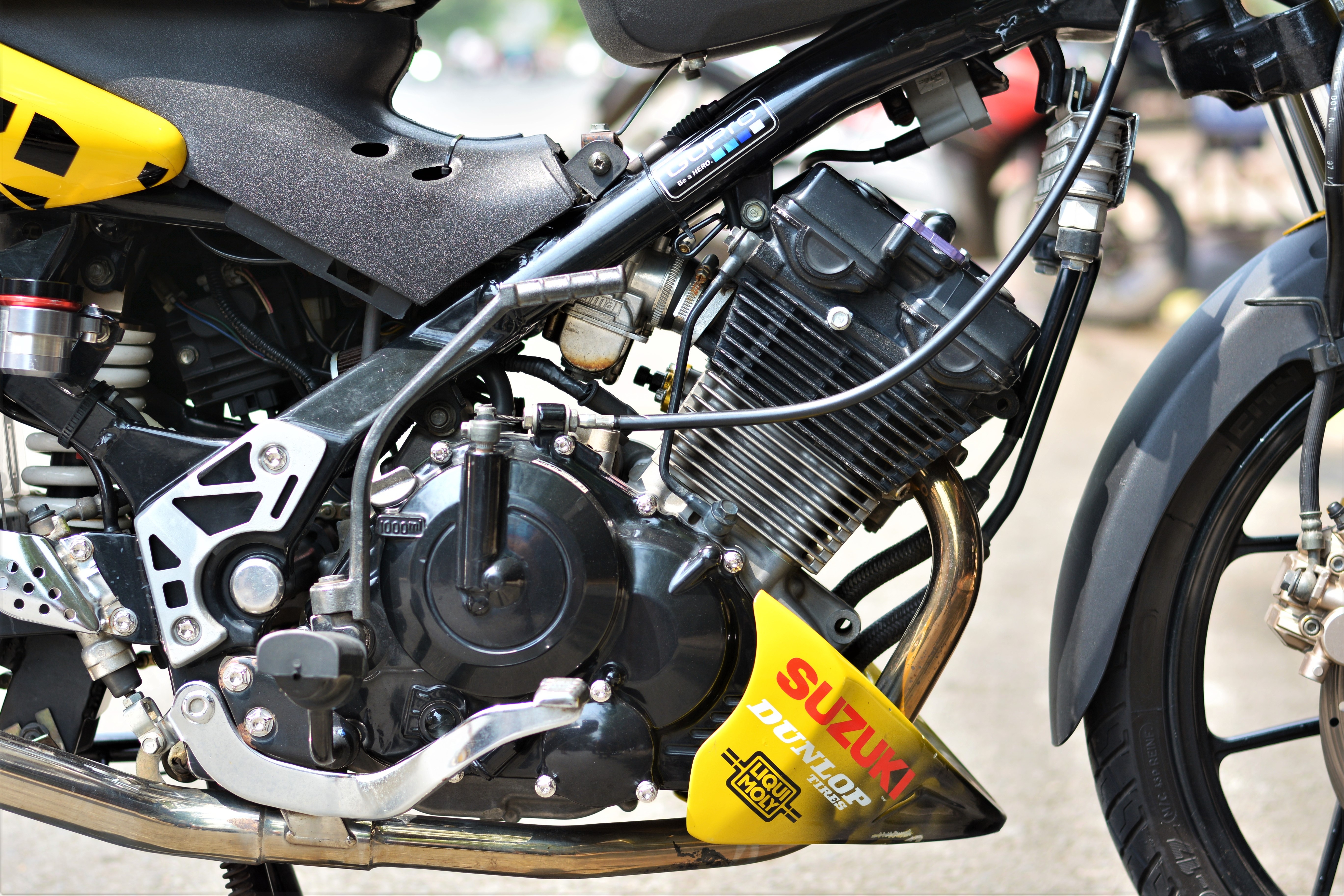 Suzuki FX độ cực chất của dân chơi Sài Gòn ảnh 7 Suzuki FX do cuc chat cua dan choi Sai Gon anh 7