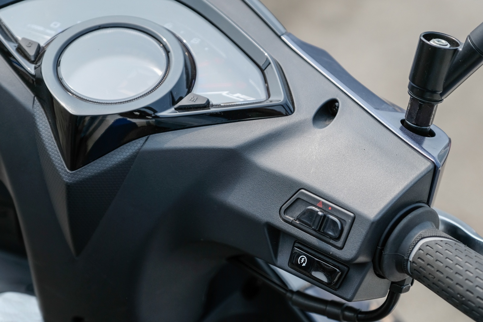 Ra mat SYM JET SR anh 4