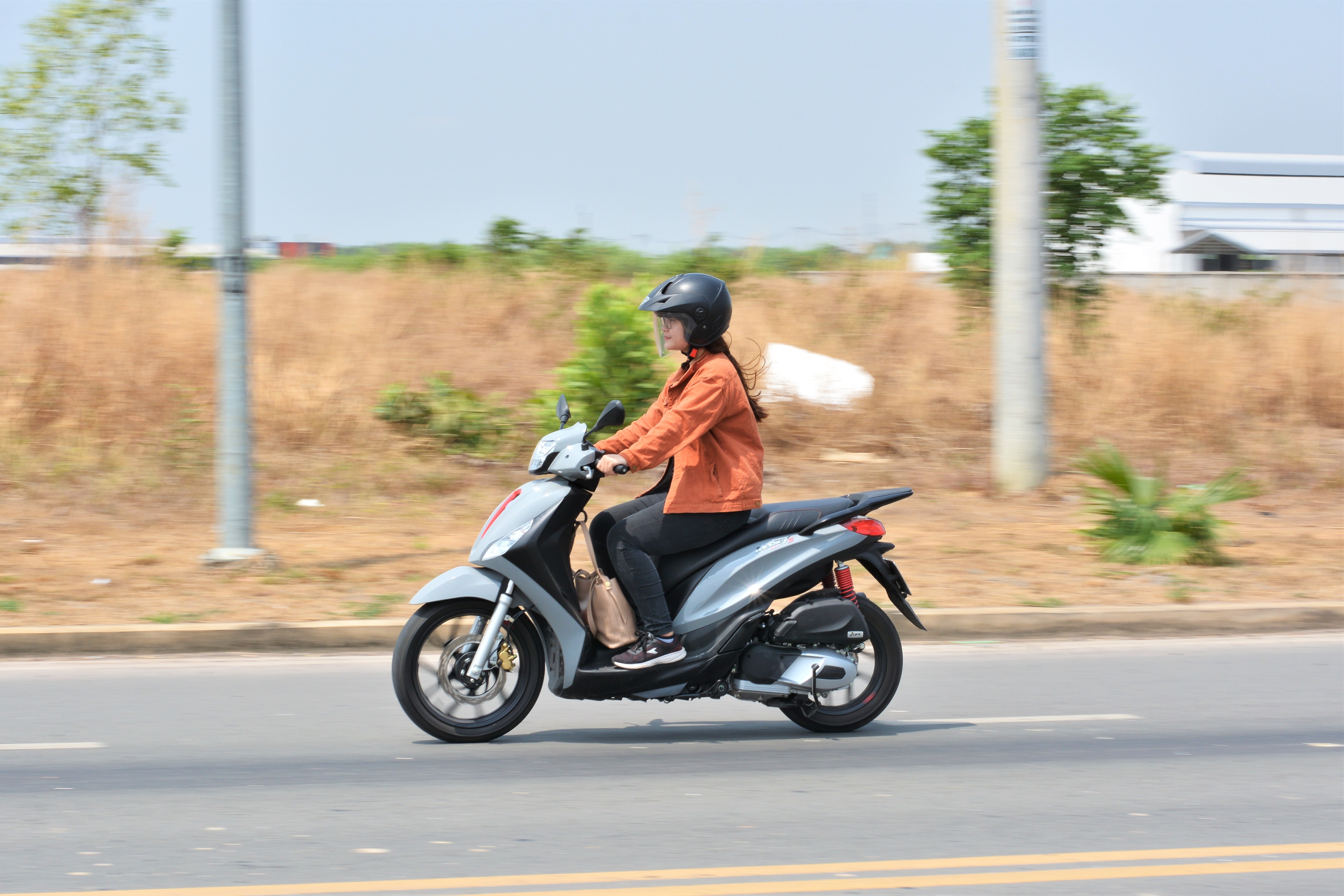 Trai nghiem Piaggio Medley 2020 anh 5