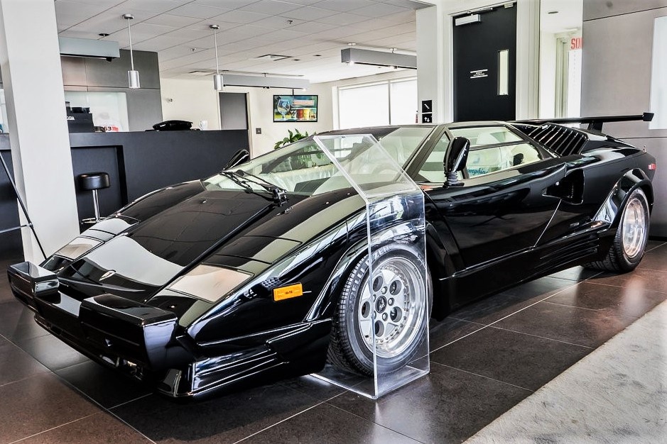 Lamborghini Countach cu duoc rao ban voi gia gan 570.000 USD hinh anh