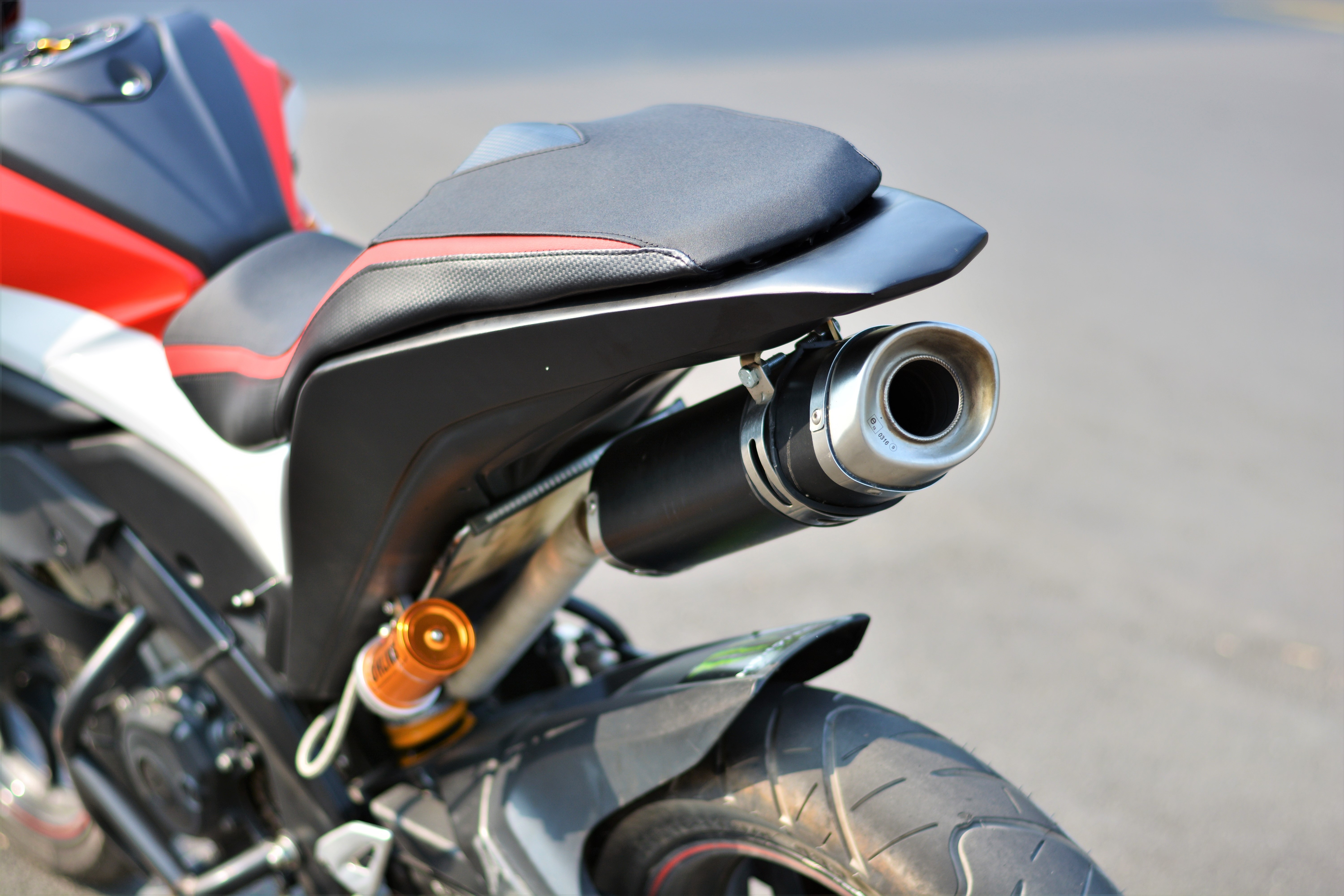 Yamaha TFX biến hóa thành Ducati Hypermotard độc nhất VN ảnh 8 Yamaha TFX bien hoa thanh Ducati Hypermotard doc nhat VN anh 8