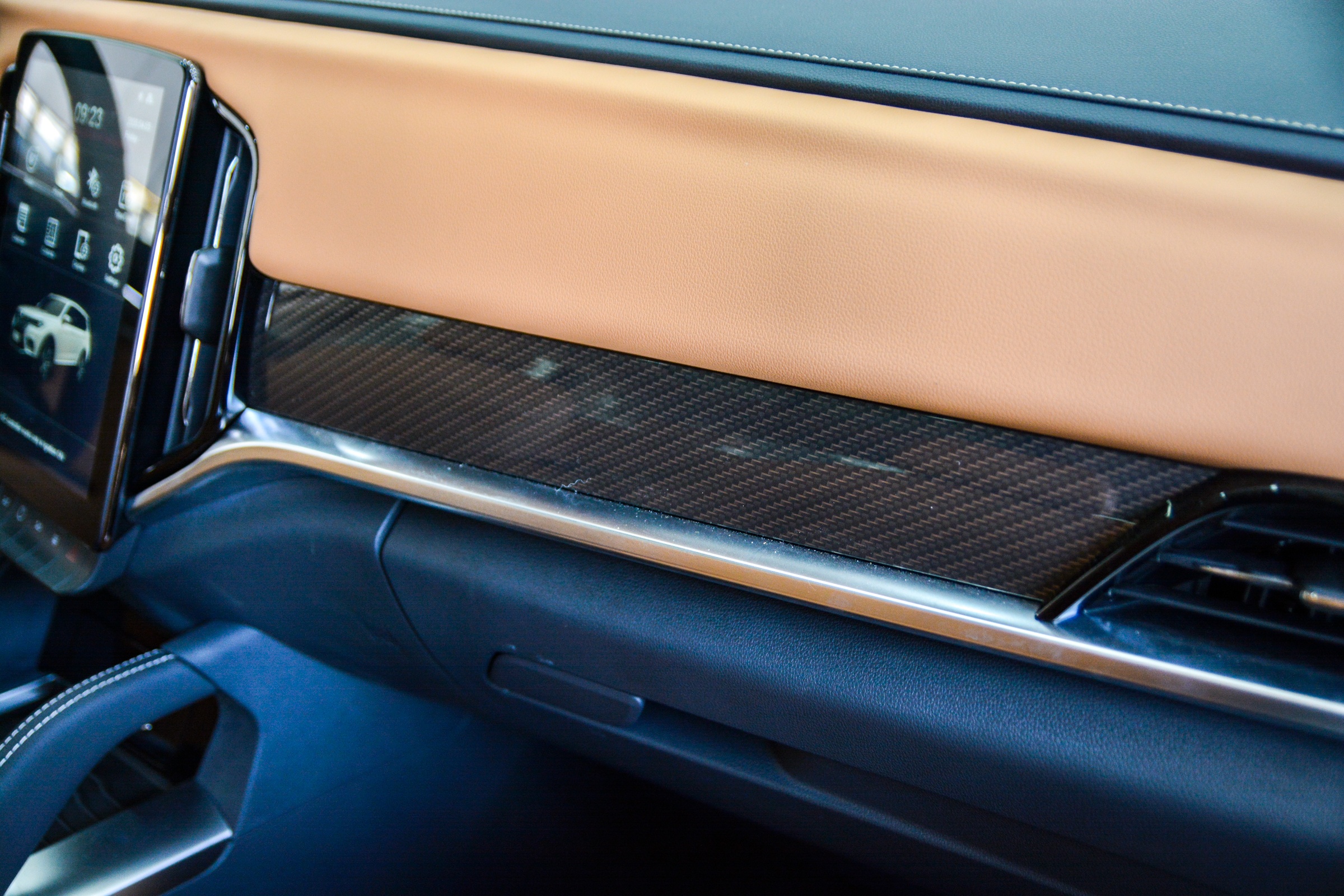 Cận cảnh Brilliance V7 tại VN ảnh 11 Can canh Brilliance V7 tai VN anh 11