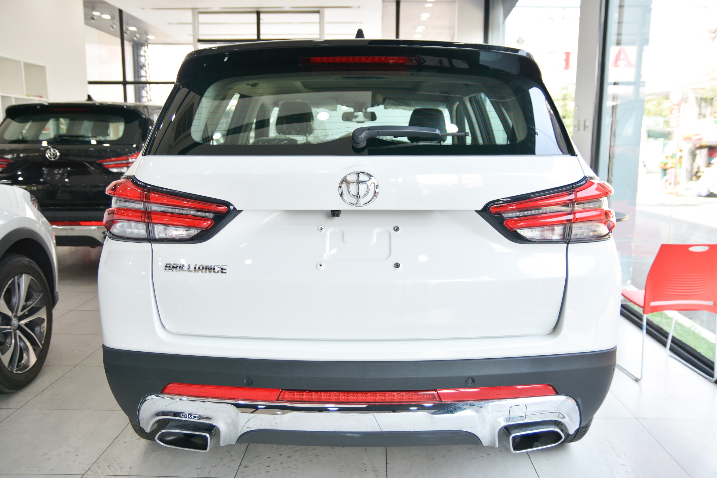 Cận cảnh Brilliance V7 tại VN ảnh 7 Can canh Brilliance V7 tai VN anh 7