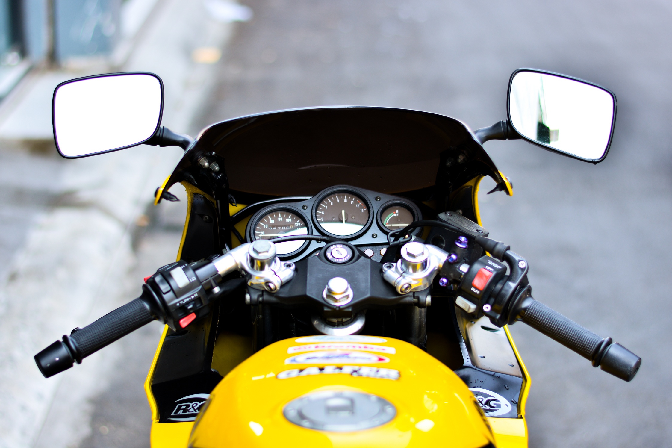 Kham pha Yamaha TMZ 150 anh 5