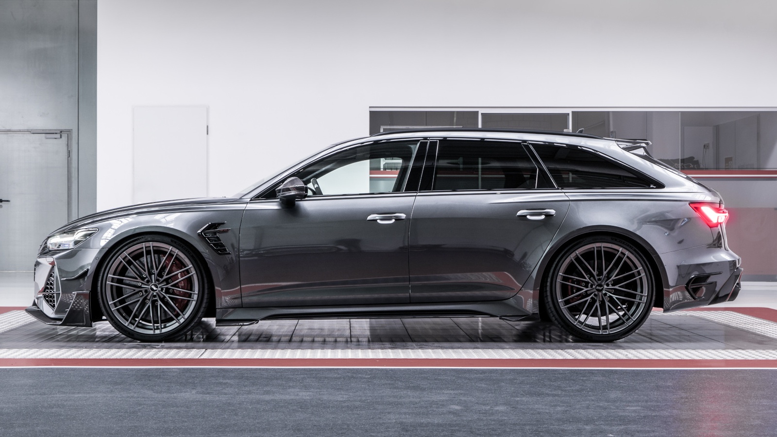 Audi RS6-R Avant voi goi do tang suc manh anh 2