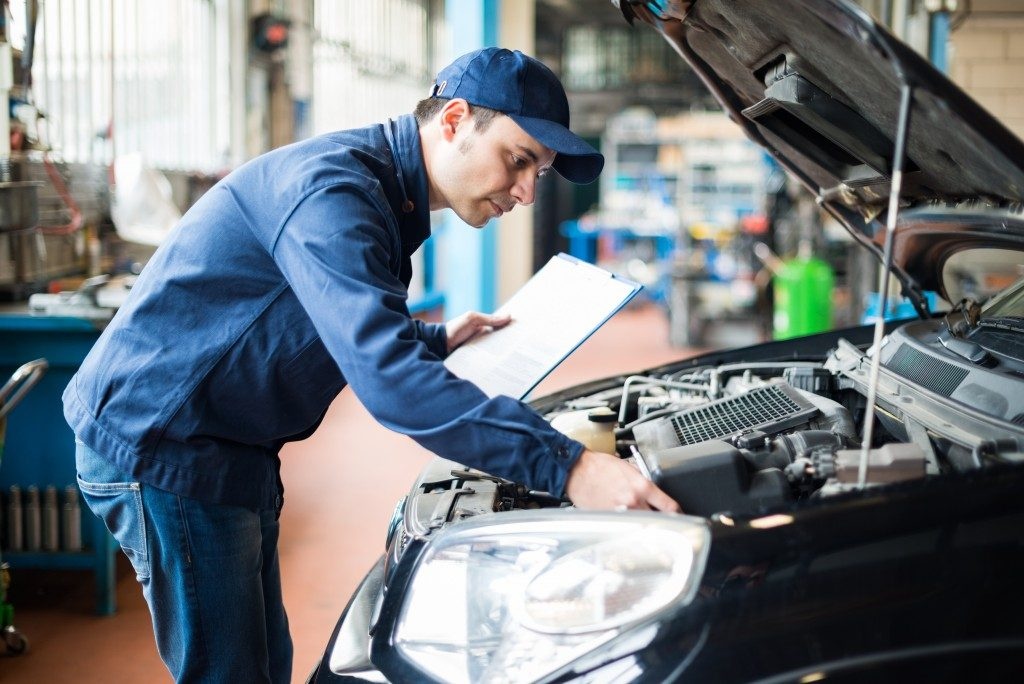 Ford trien khai dich vu sua xe tan nha giua mua Covid-19 hinh anh