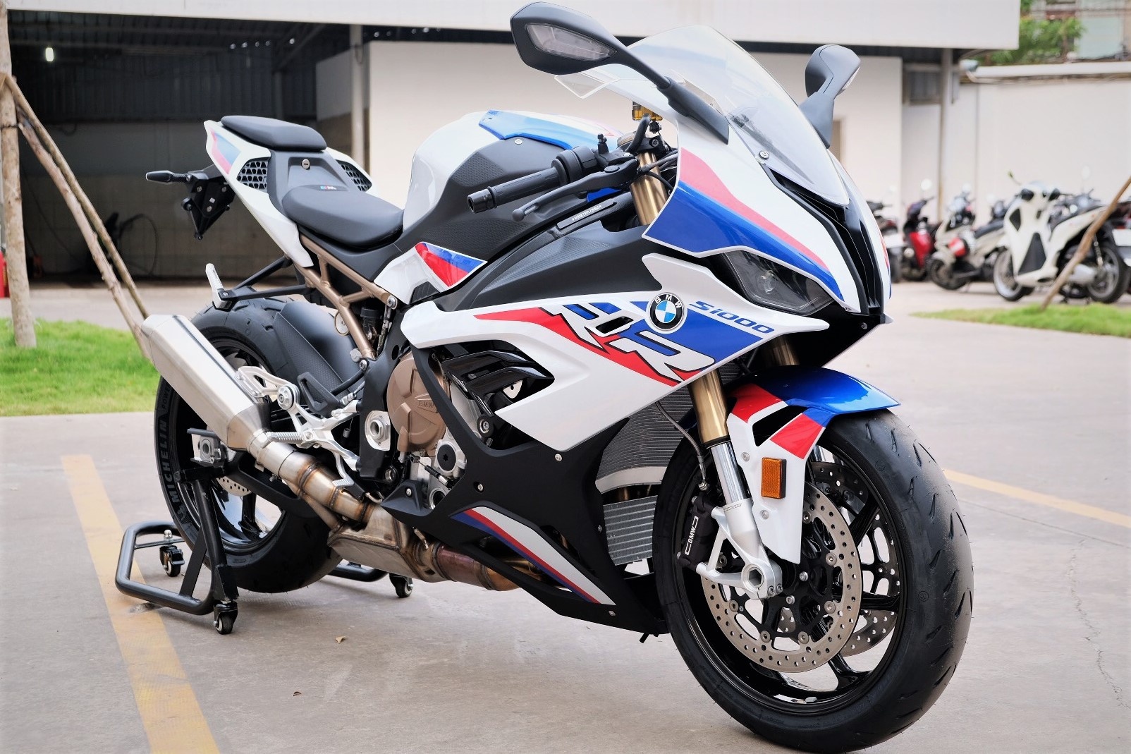 Nhung mau sportbike hut khach tai Viet Nam hinh anh