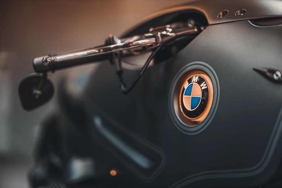 BMW R nineT voi ban do den tu tuong lai anh 2