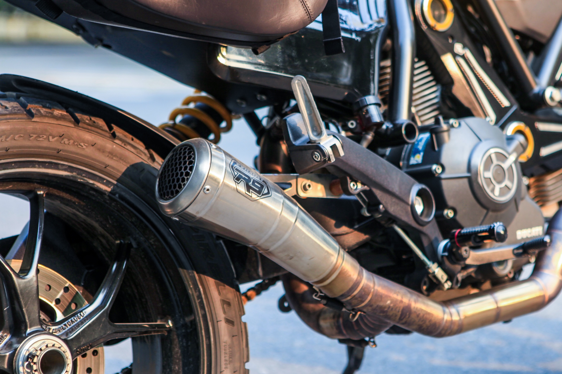 Ducati Scrambler Icon của biker Việt thắng cuộc thi độ xe thế giới ảnh 11 Ducati Scrambler Icon cua biker Viet thang cuoc thi do xe the gioi anh 11